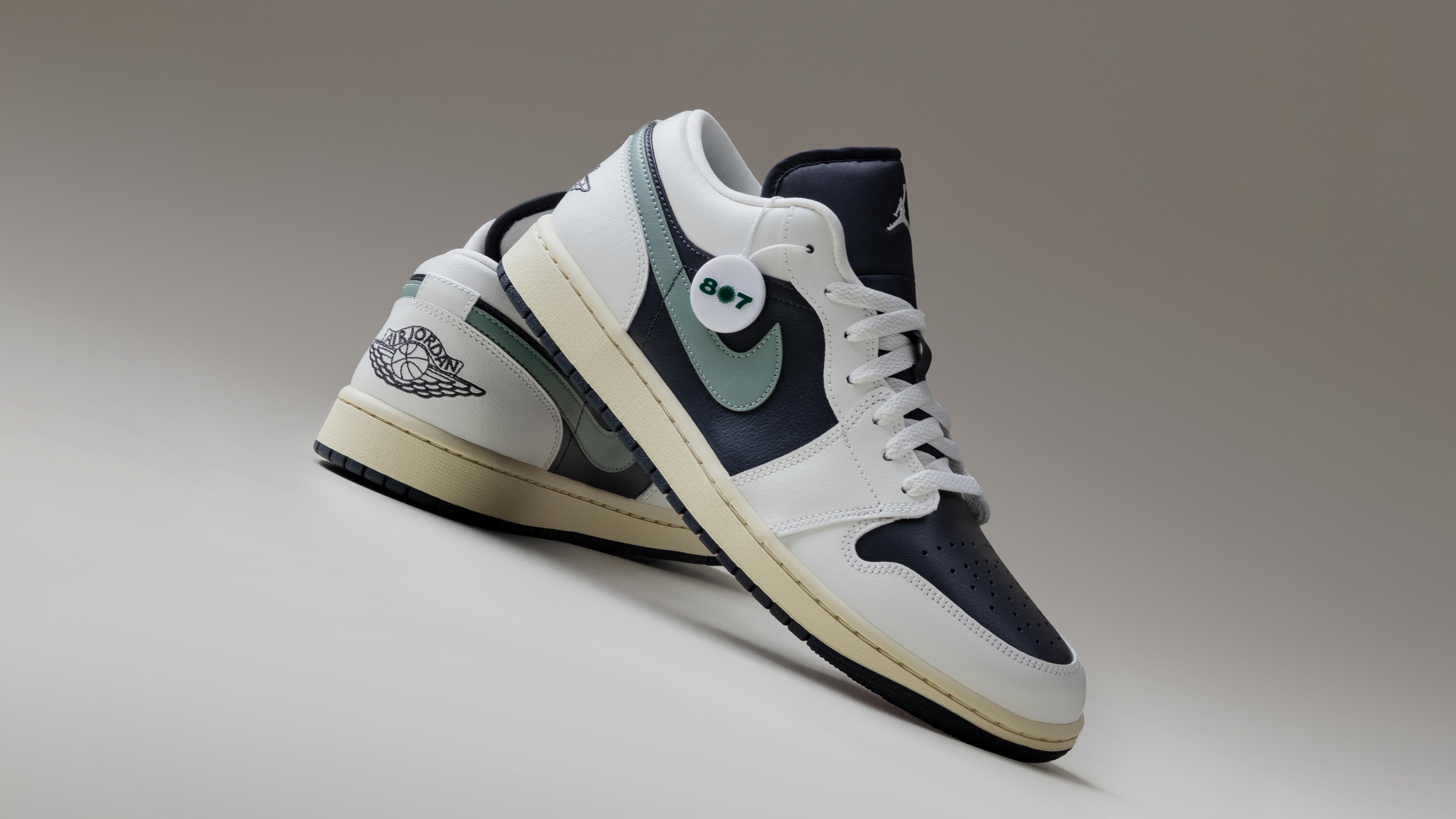 Apakah Air Jordan 1 Low Iron untuk Wanita?