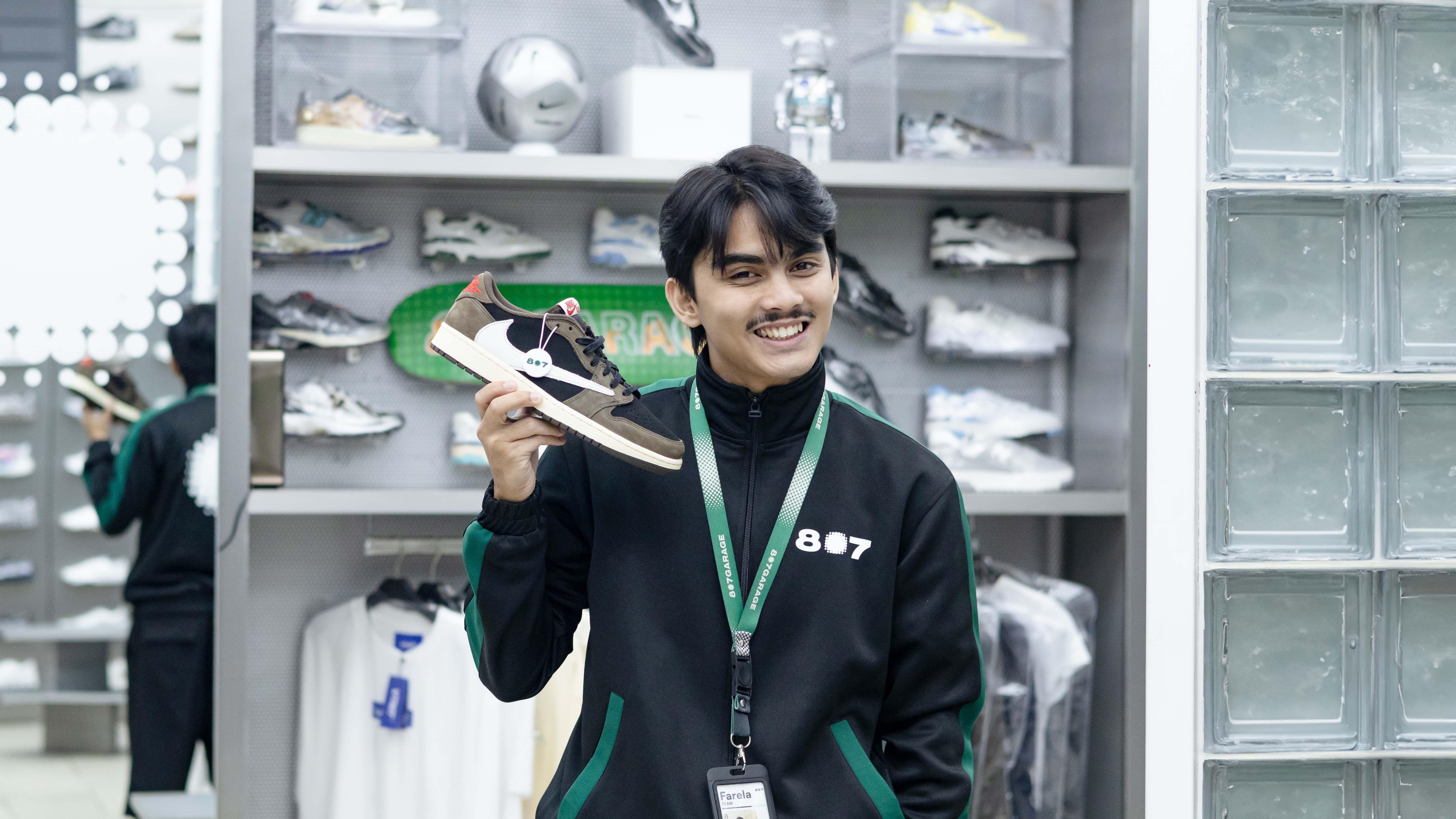 Tempat Beli Nike, Adidas, dan New Balance Original di Bekasi