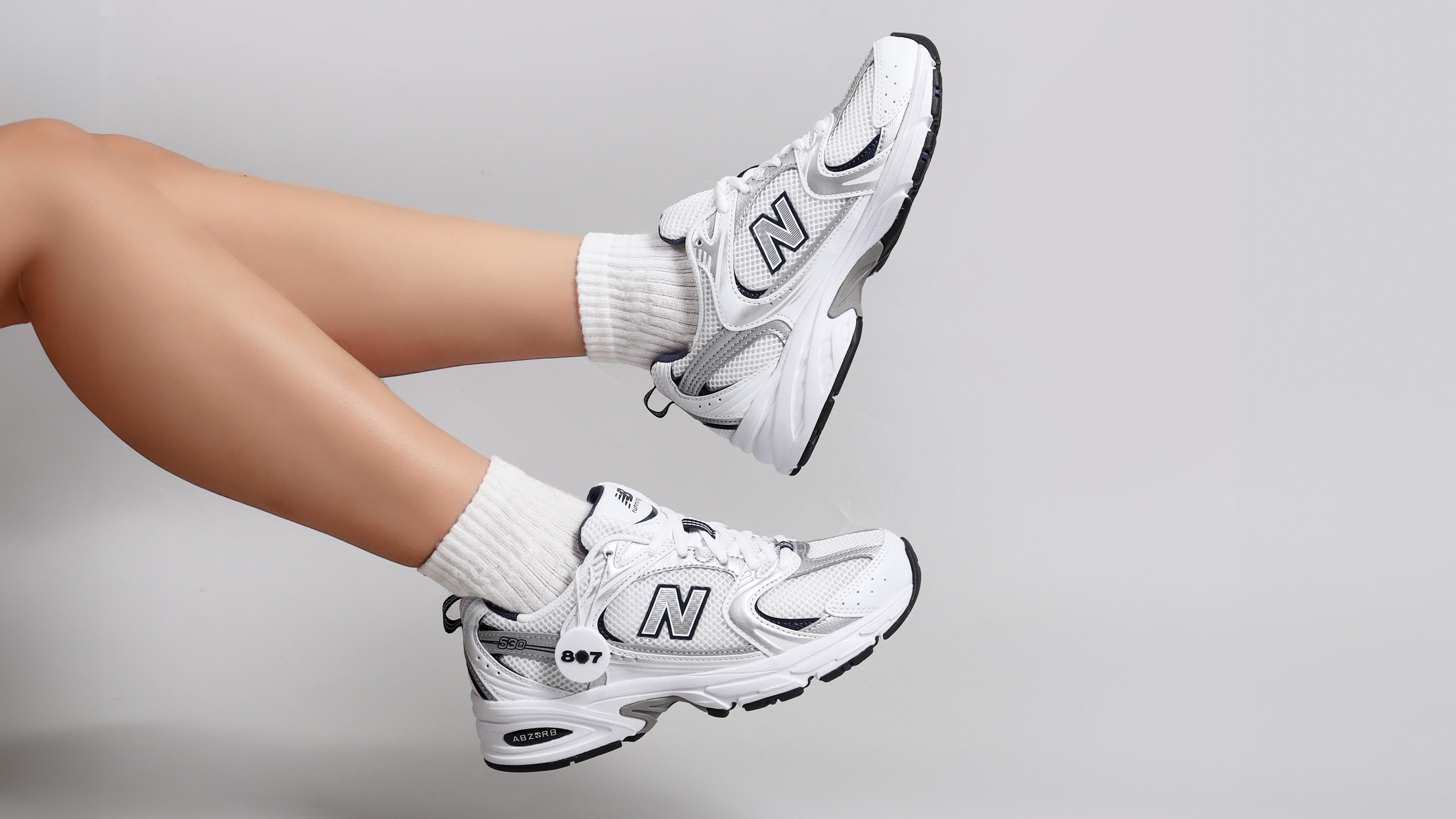 New Balance 530 vs New Balance 2002R: Mana Lebih Nyaman Dipakai Seharian?