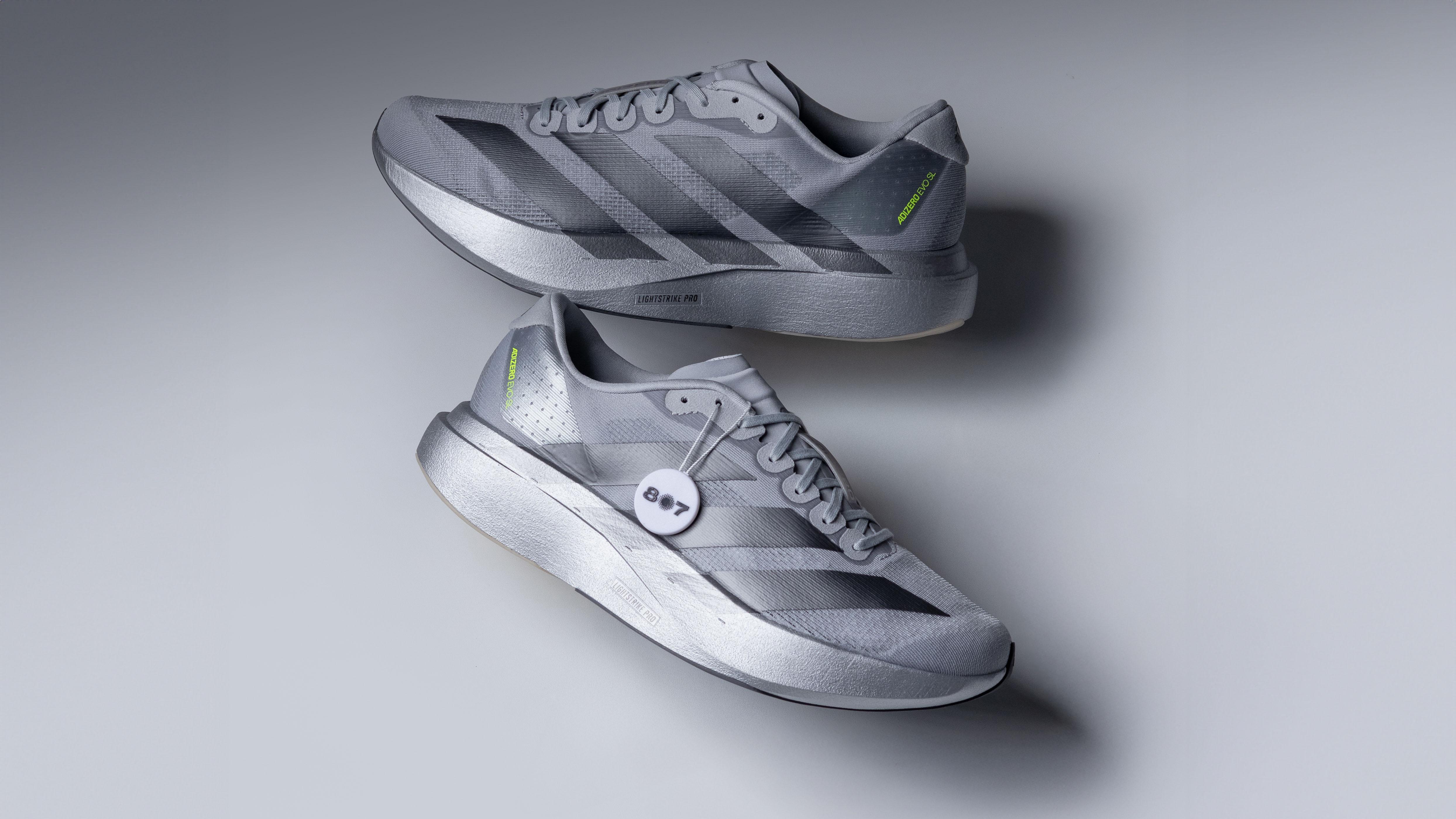 Uji Respons Adidas Adizero Evo SL Silver Metallic untuk Tempo Run