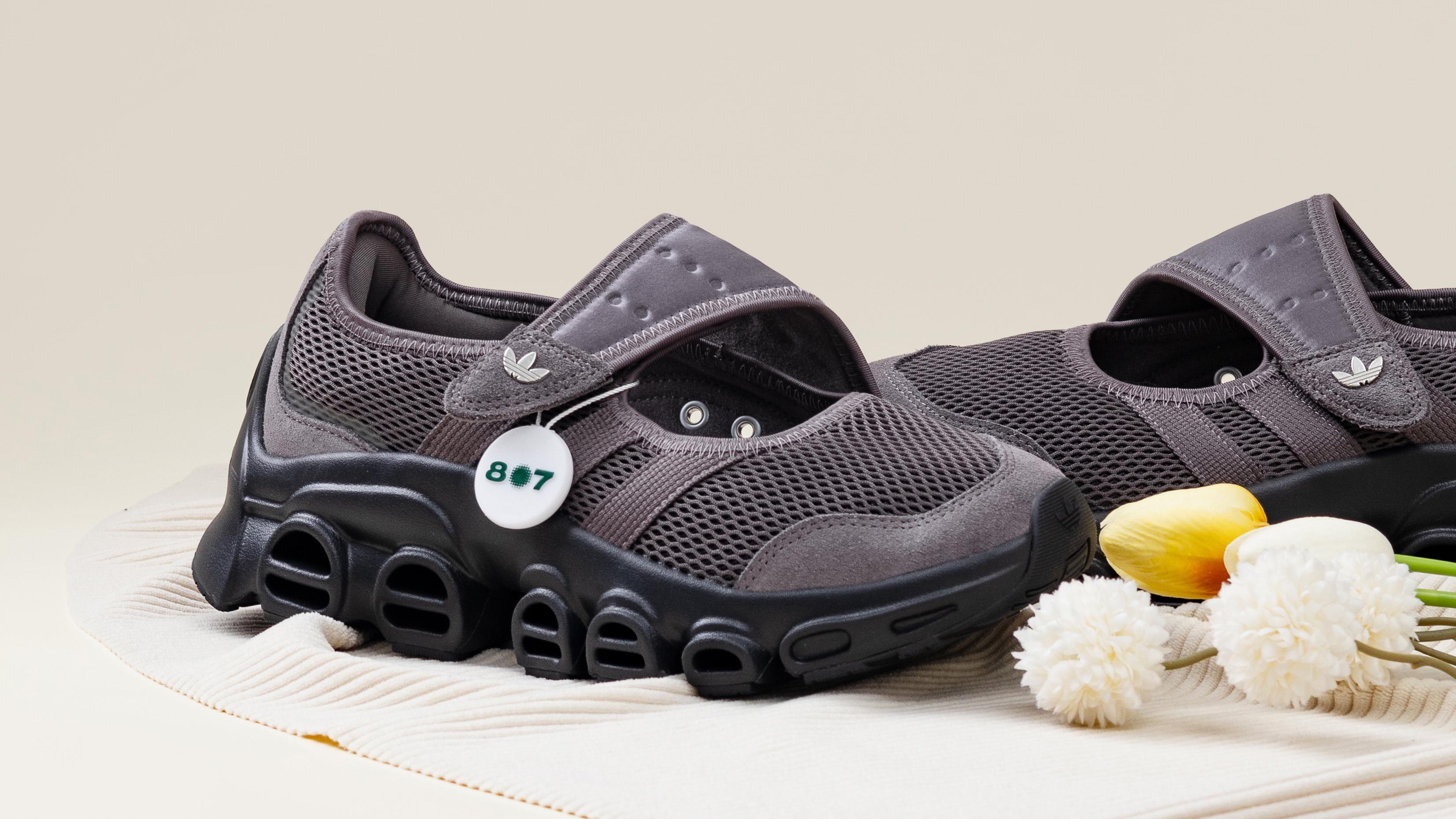 Cara Memilih Material Sepatu Adidas untuk Cuaca Panas dan Lembap di Indonesia