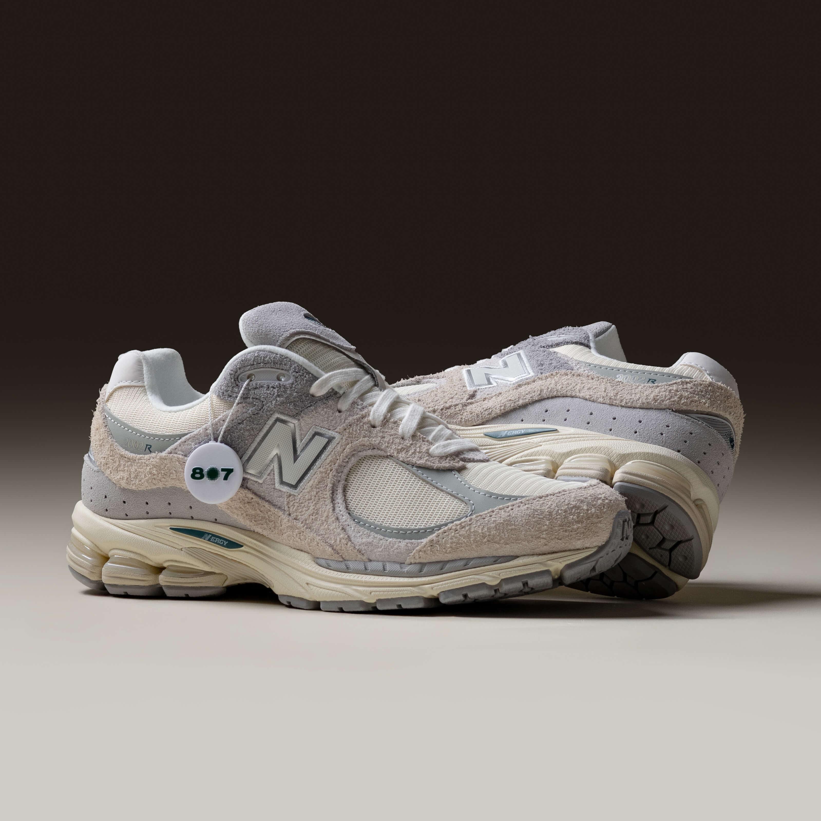 New Balance 2002R Linen Cream