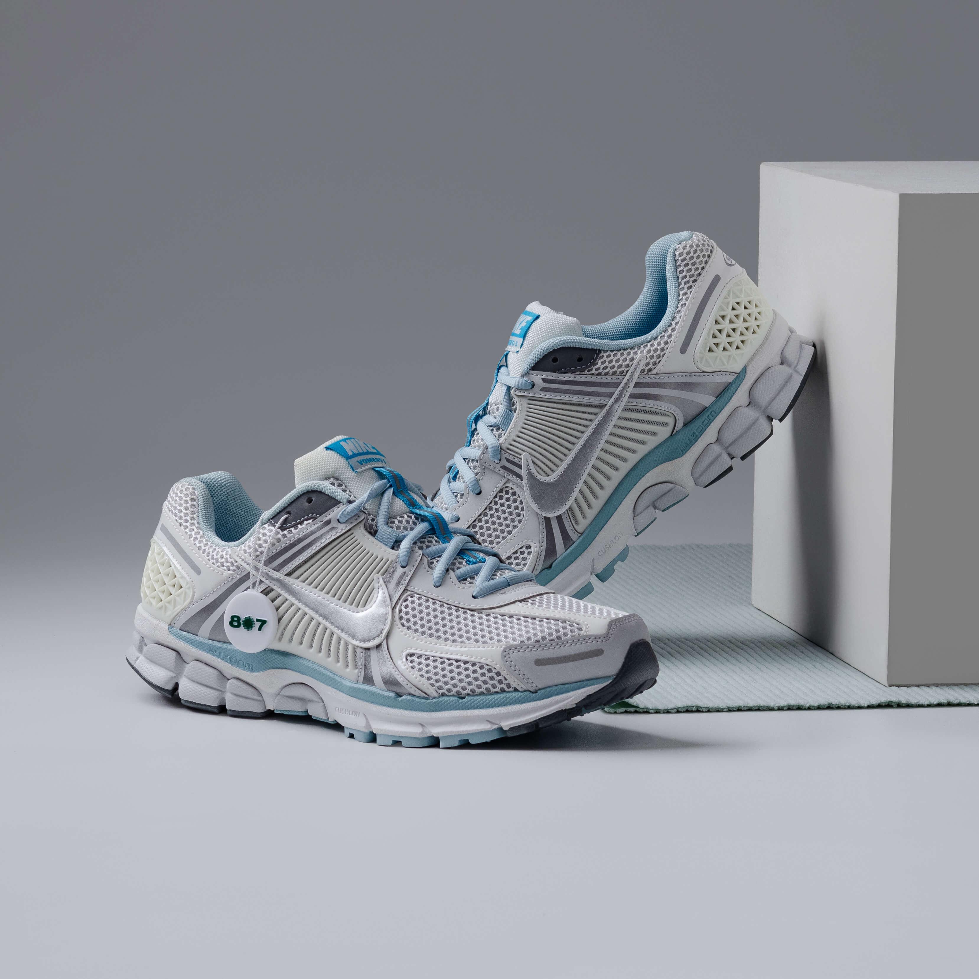 Nike Zoom Vomero 5 520 Pack Ocean Bliss White