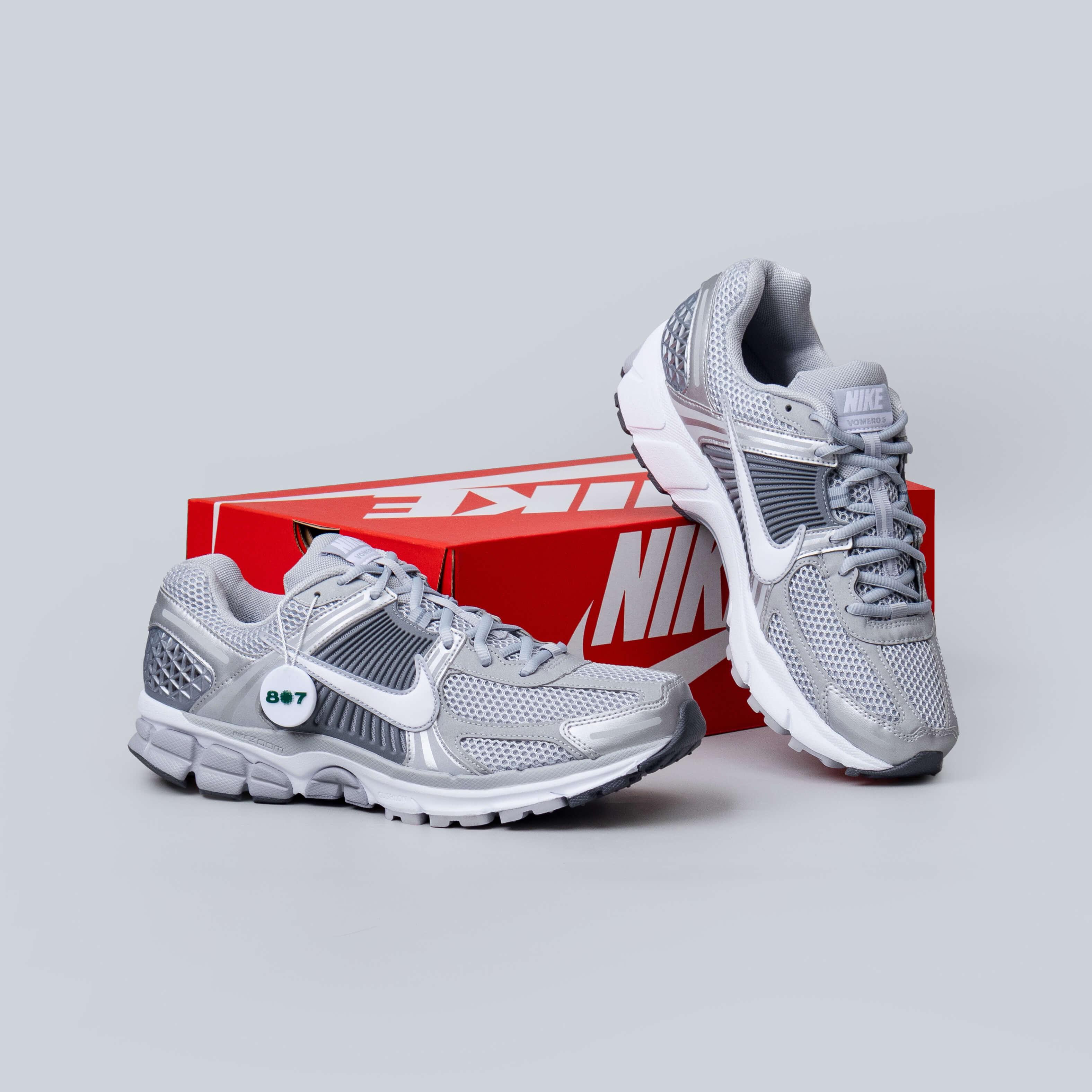 Nike Zoom Vomero 5 Cool Grey White