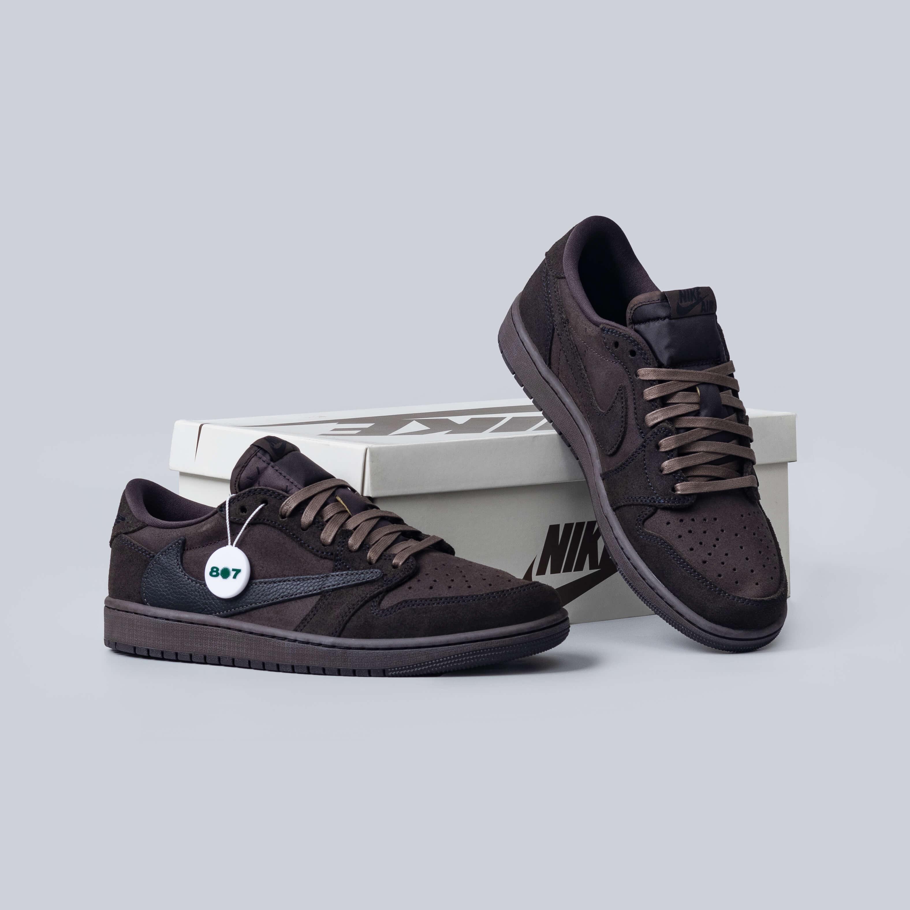 Air Jordan 1 Low OG Travis Scott Velvet Brown