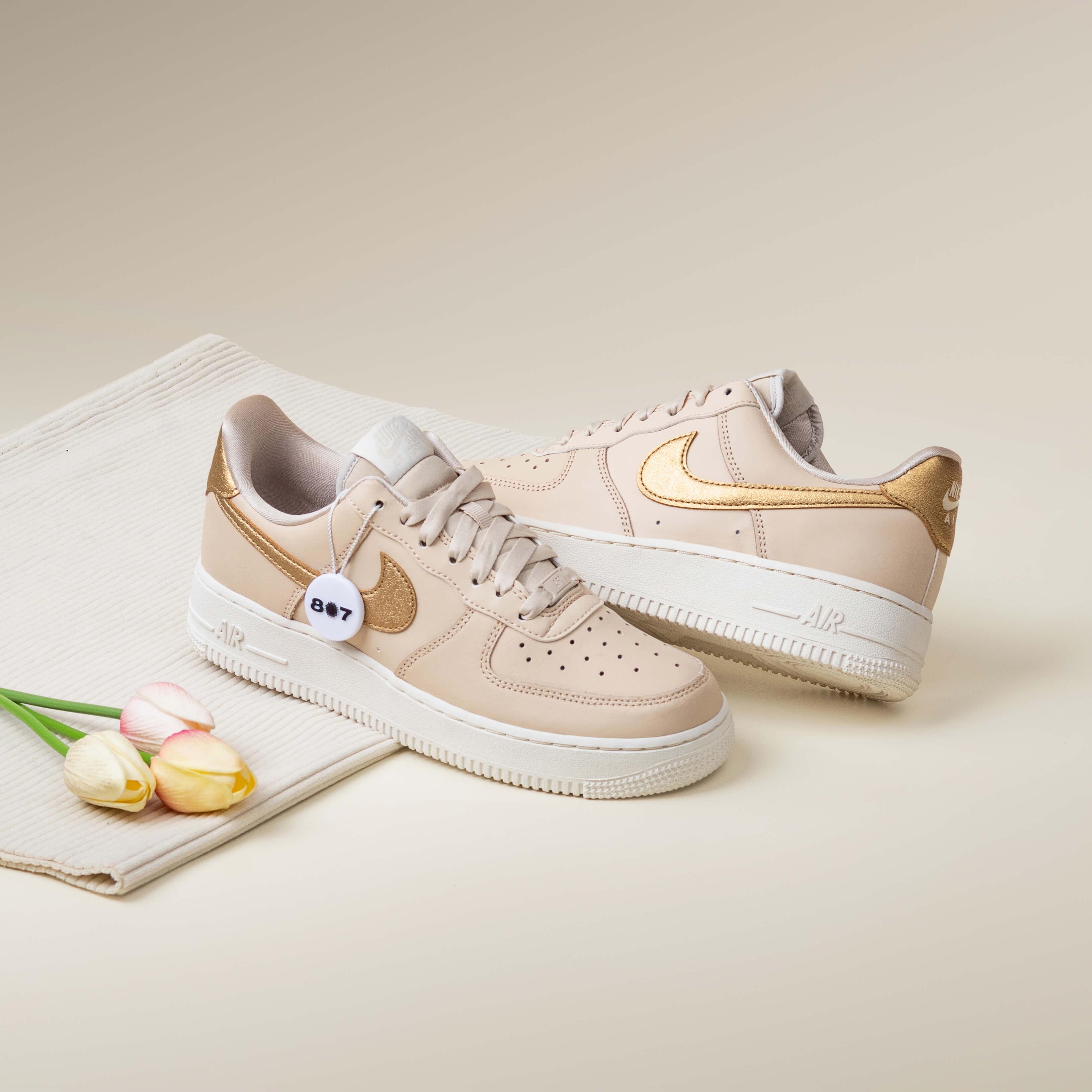 Air Force 1 Low Sanddrift Metallic Gold