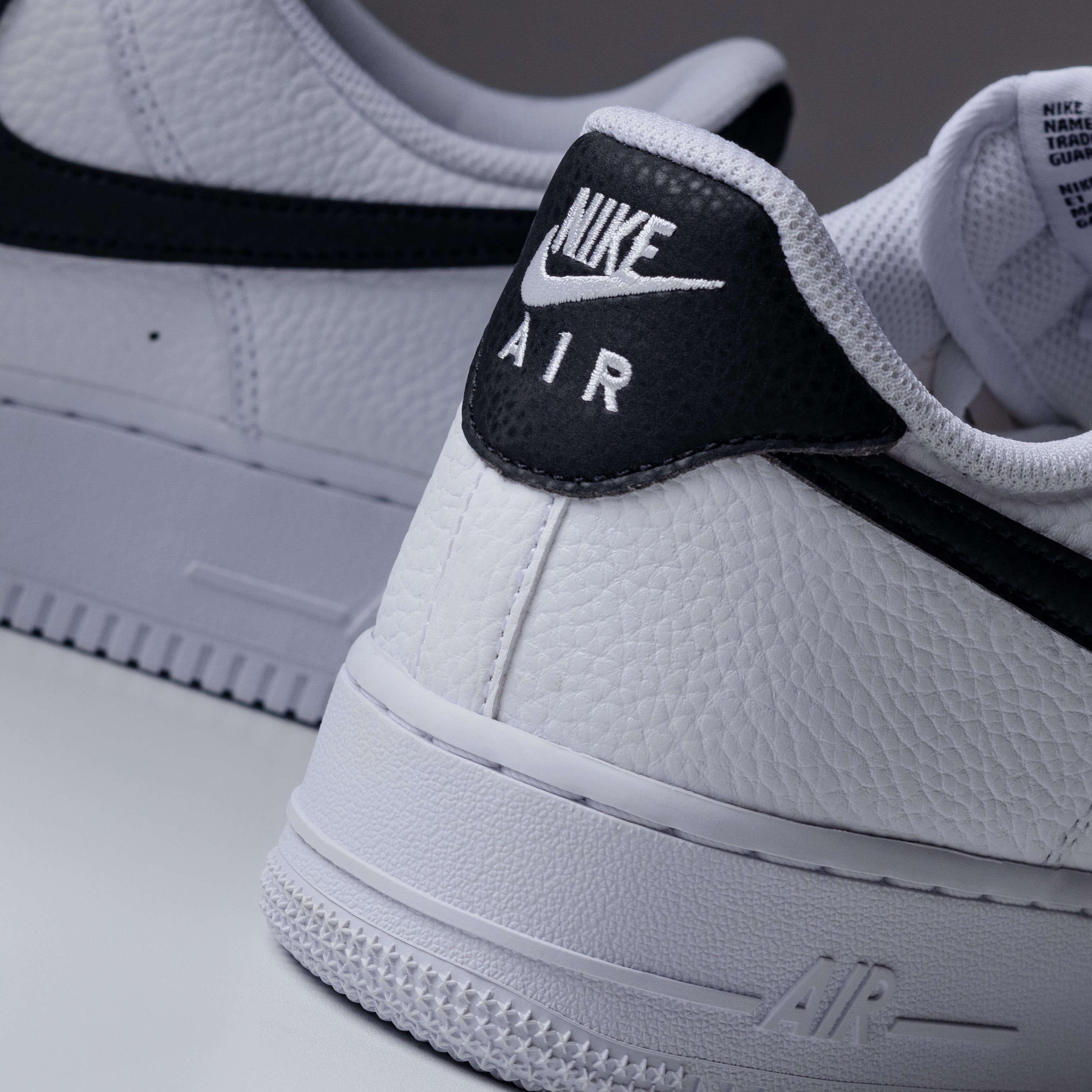 Air Force 1 Low White Black