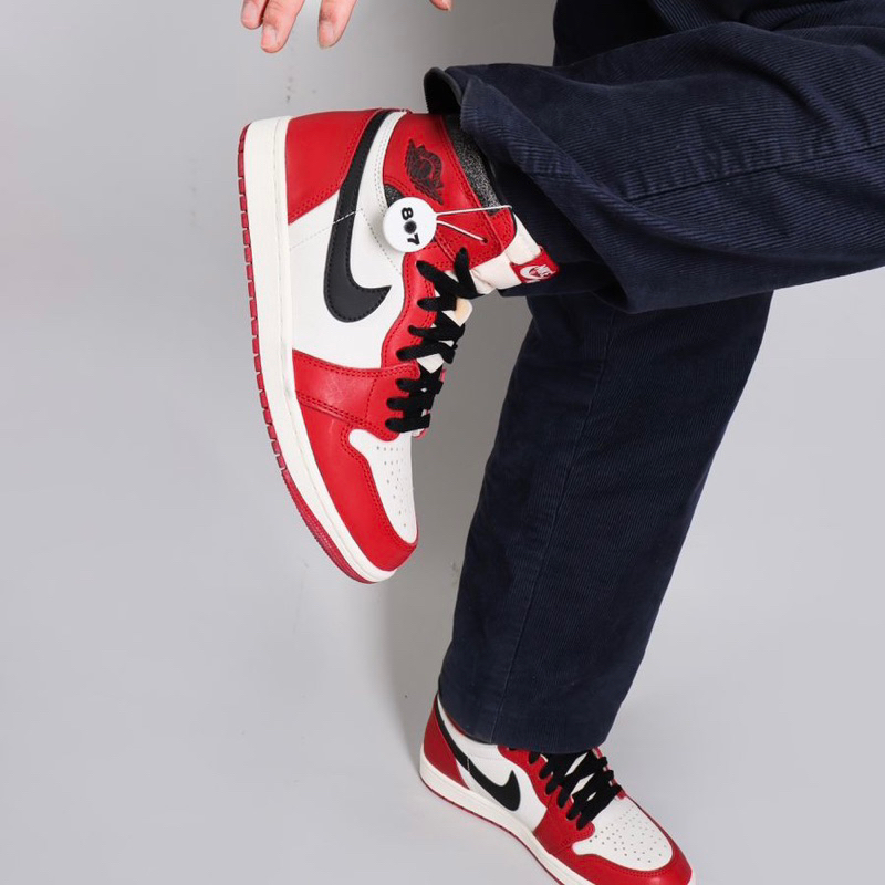 Air Jordan 1 High Chicago Lost and Found