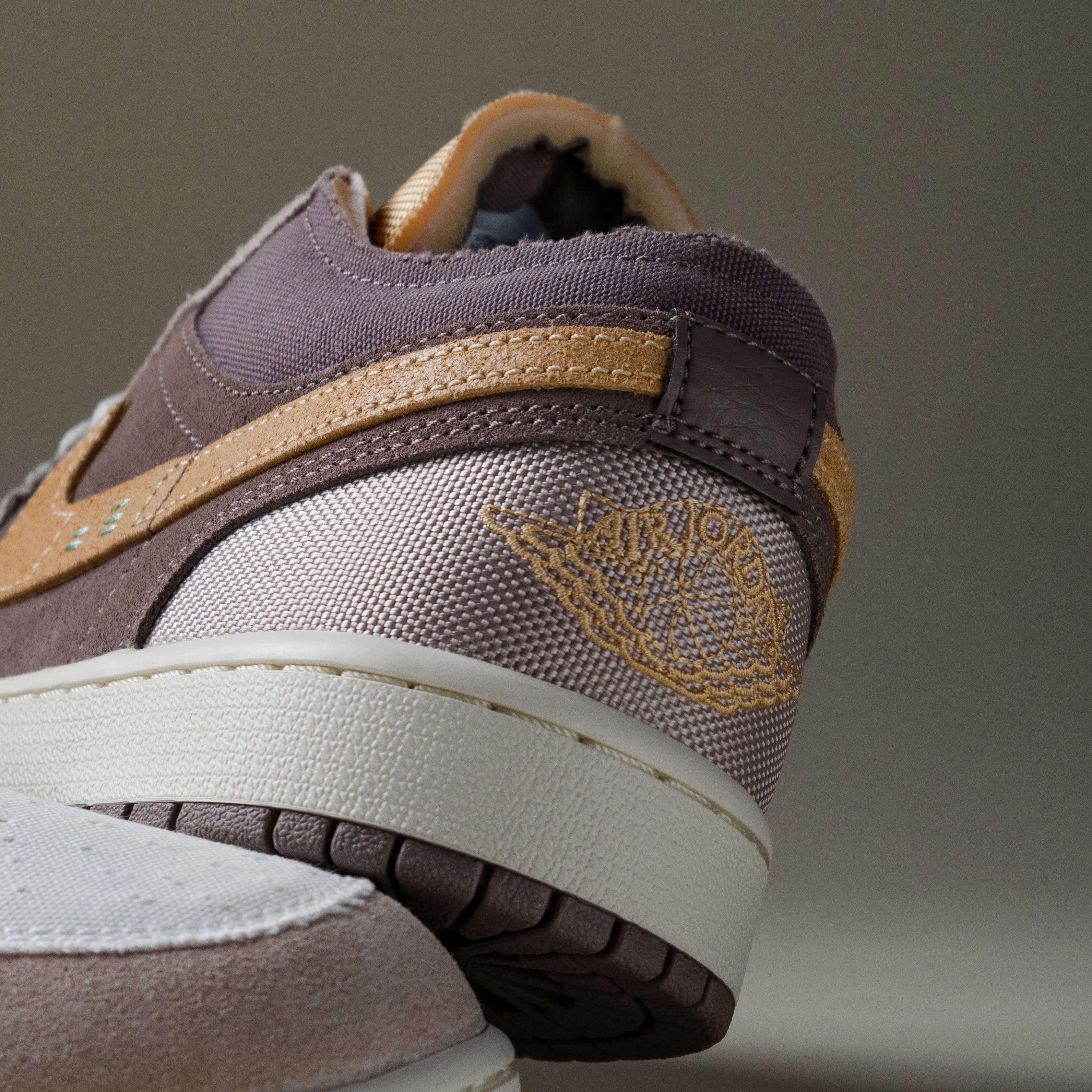 Air Jordan 1 Low Craft Taupe Haze