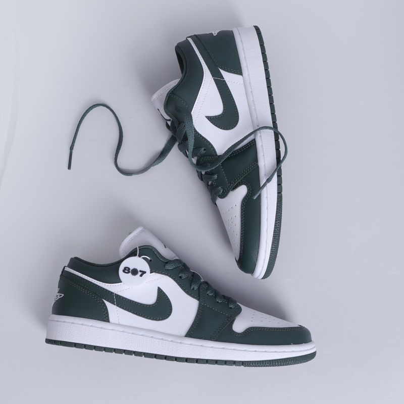 Air Jordan 1 Low Galactic Jade Green