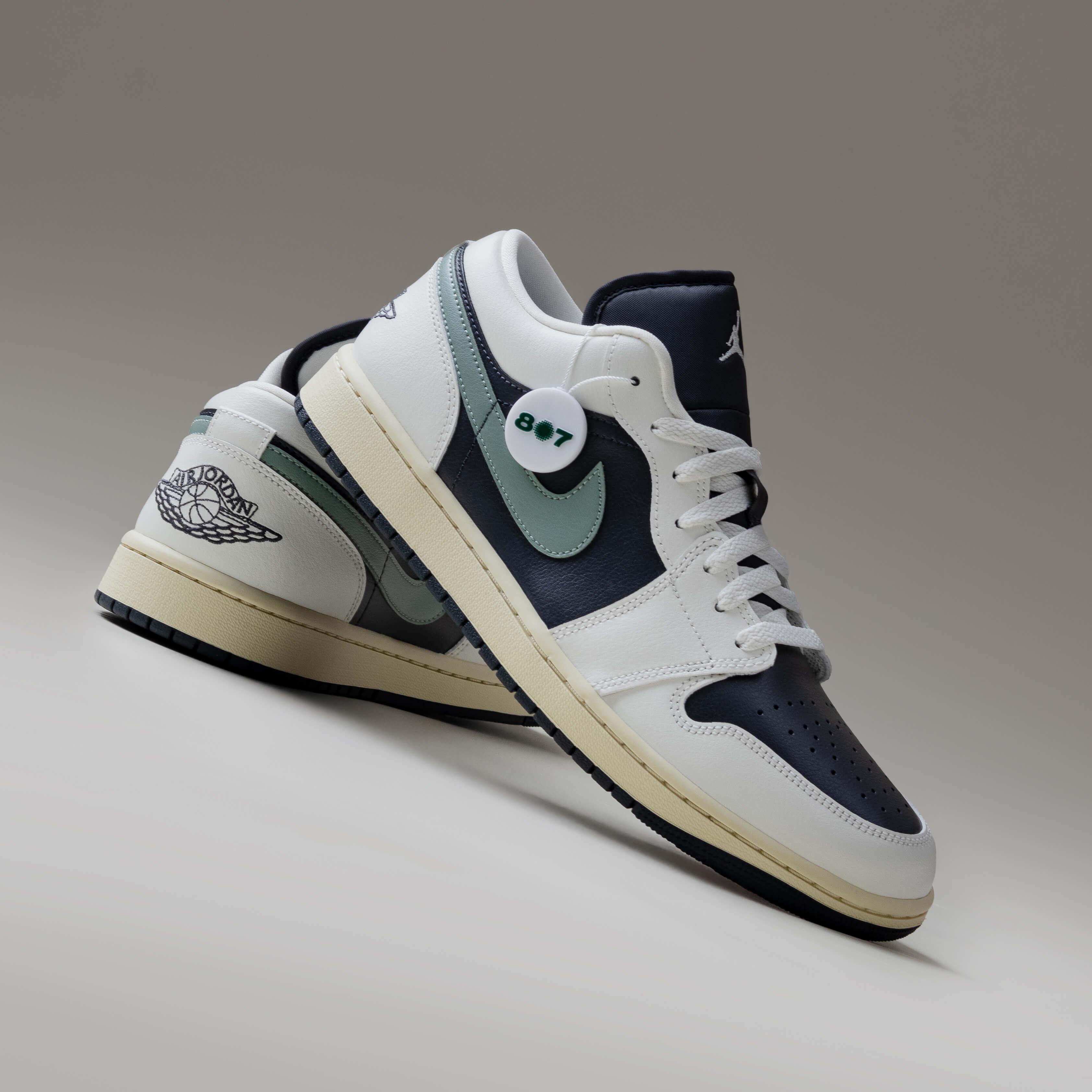 Air Jordan 1 Low Jade Smoke