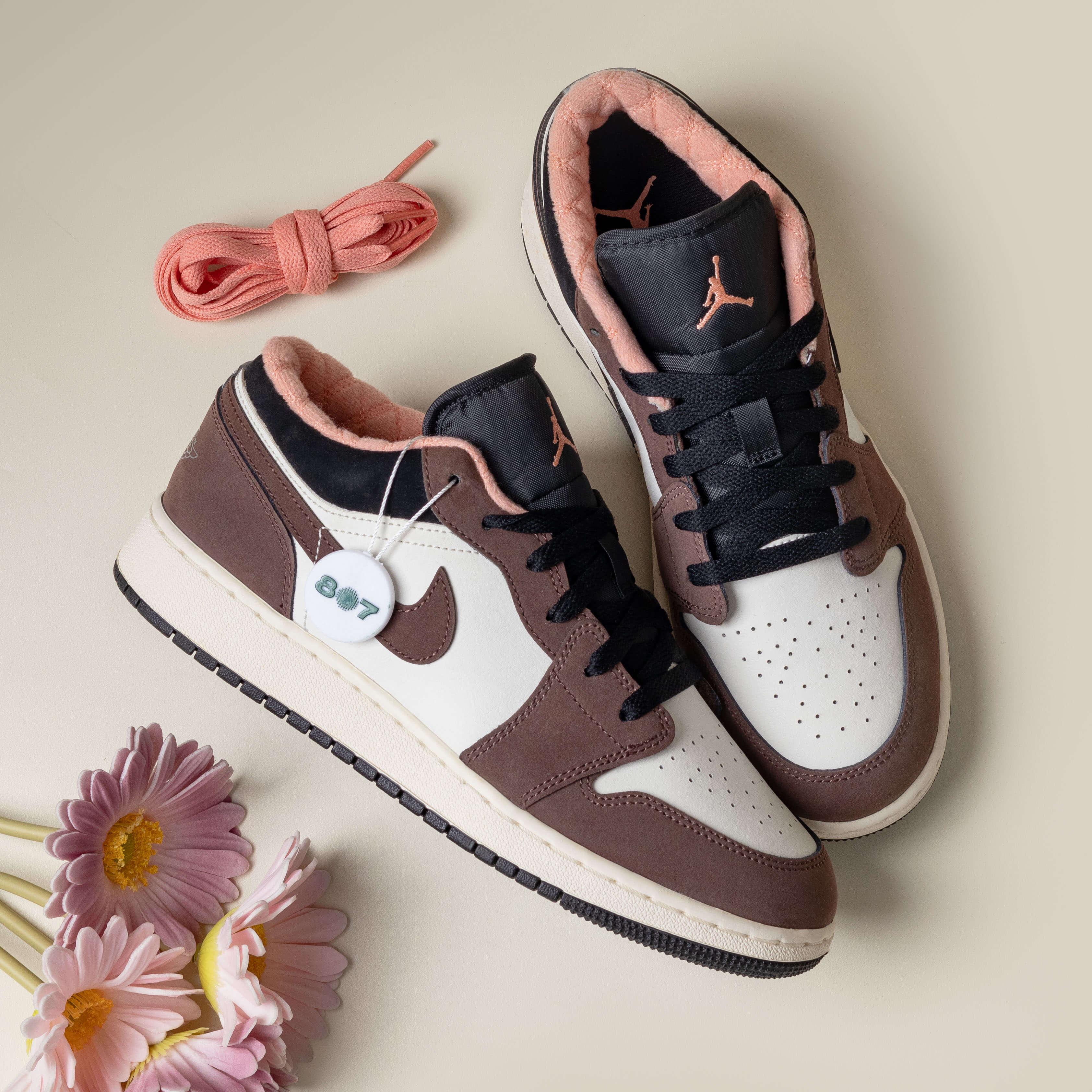 Air Jordan 1 Low Mocha GS Women