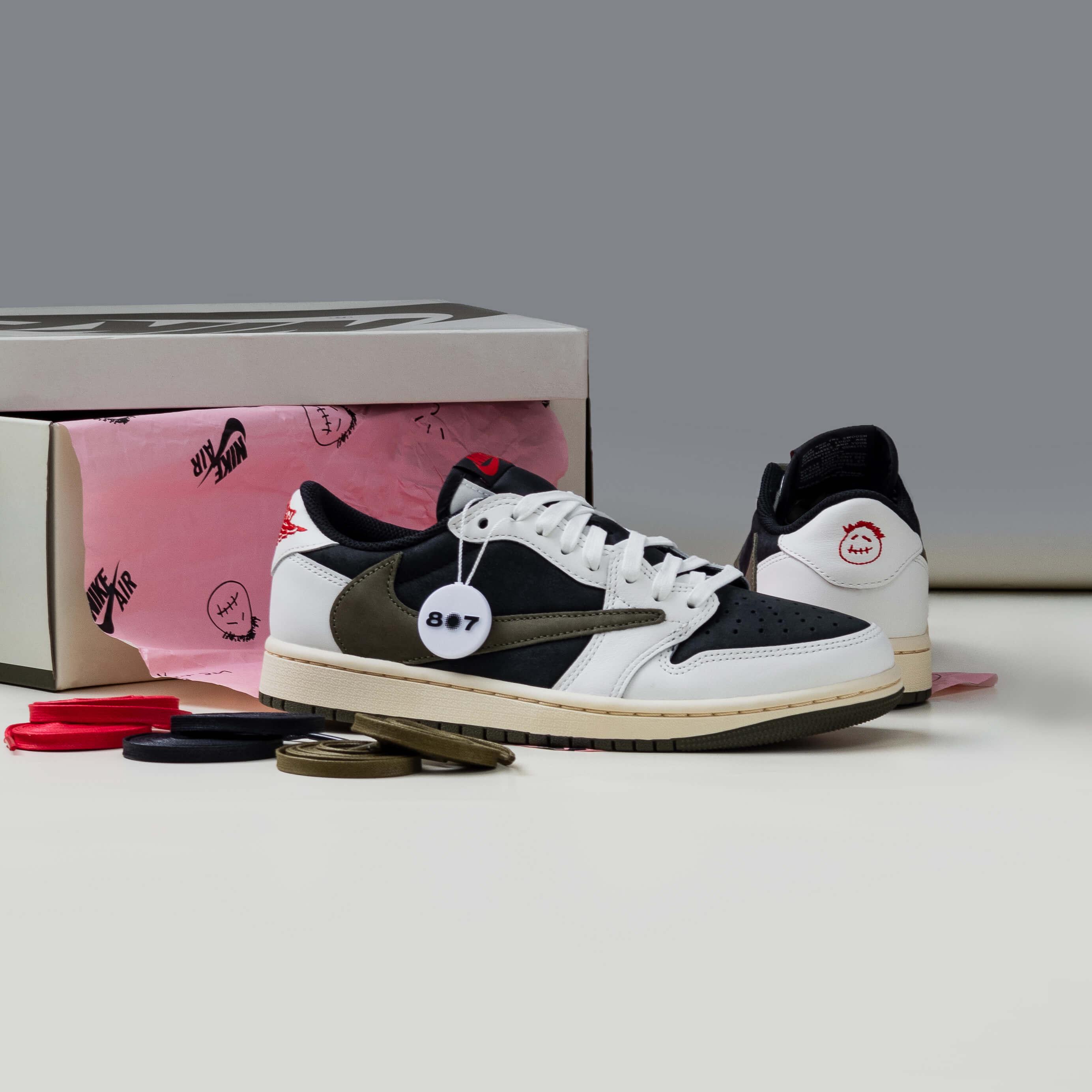 Air Jordan 1 Low Travis Scott Olive