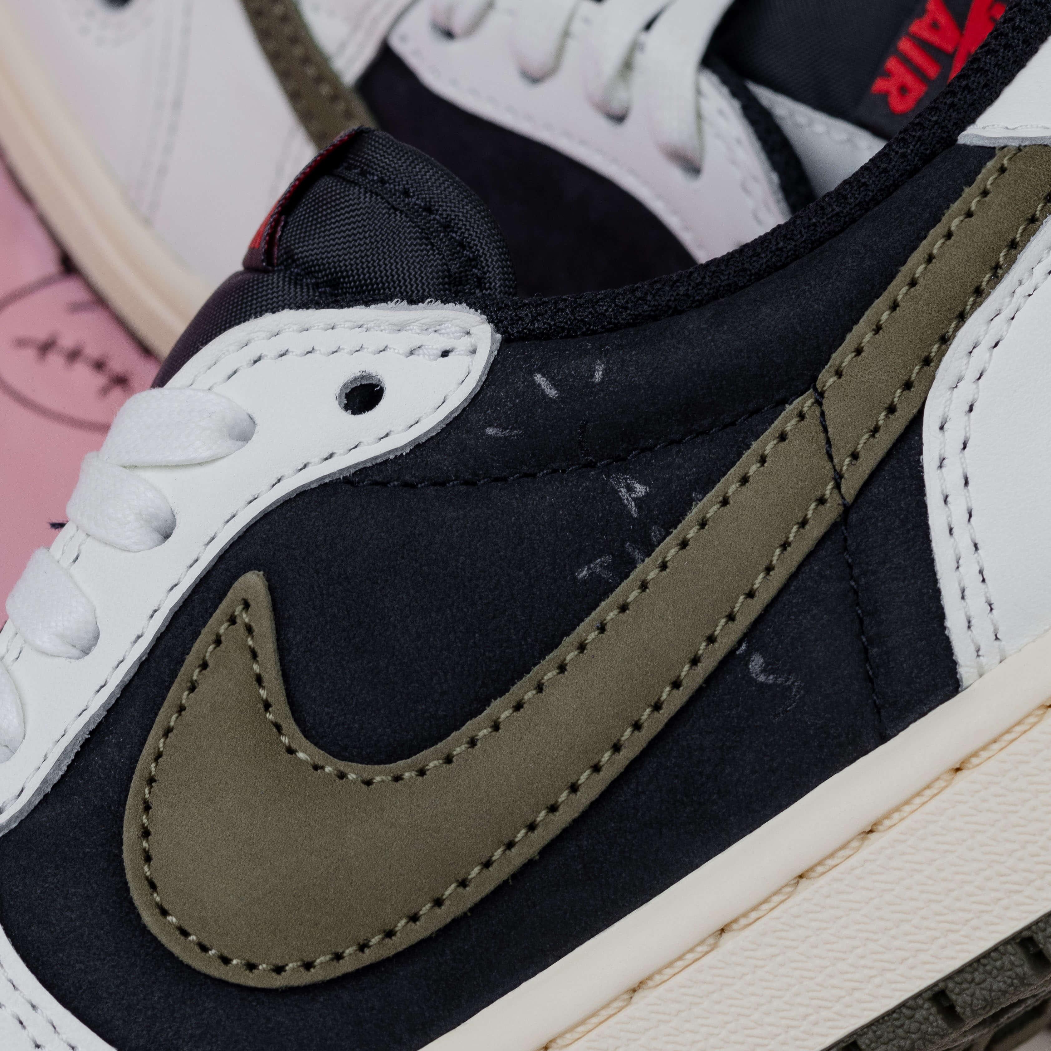 Air Jordan 1 Low Travis Scott Olive
