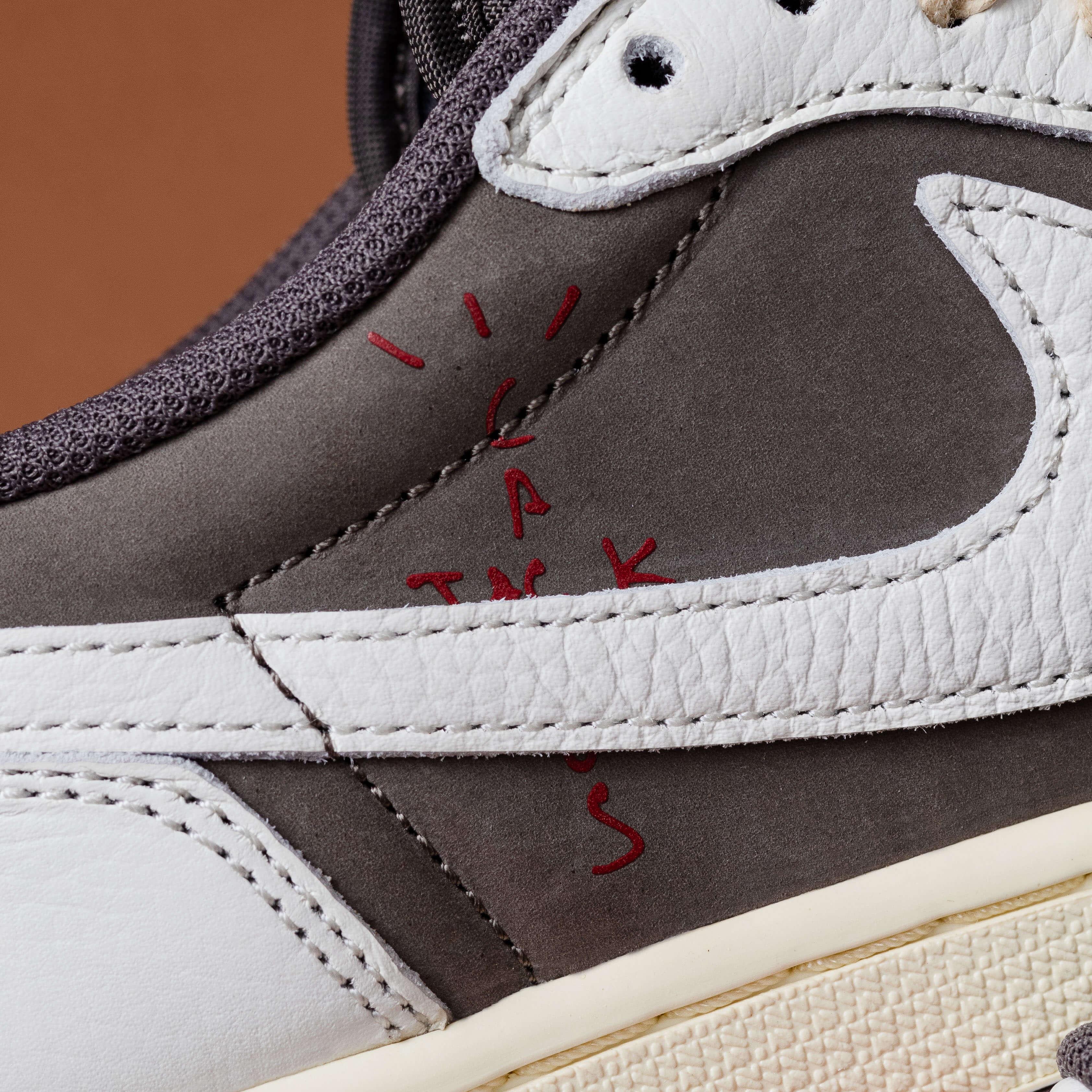 Air Jordan 1 Low Travis Scott Reverse Mocha