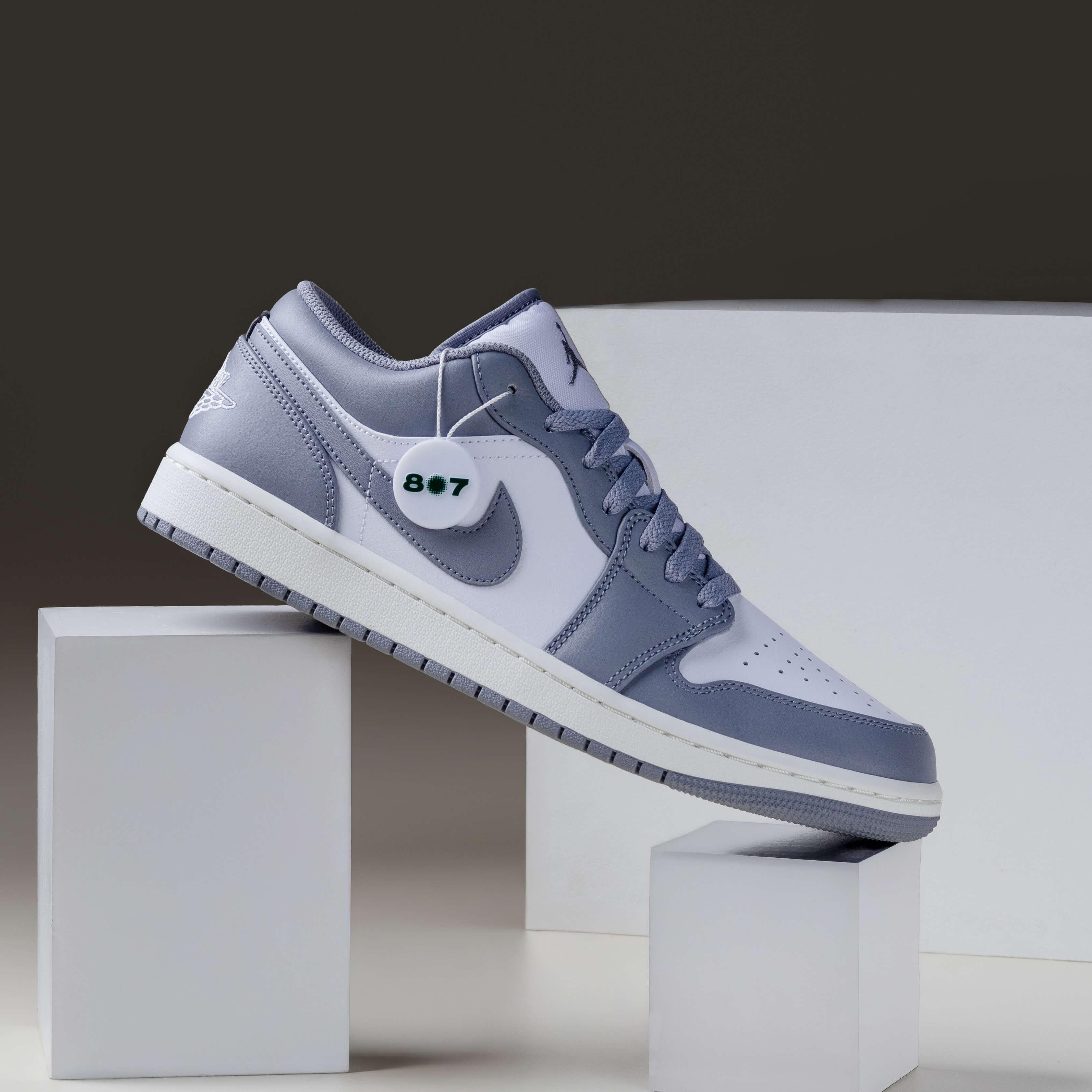 Air Jordan 1 Low Vintage Grey