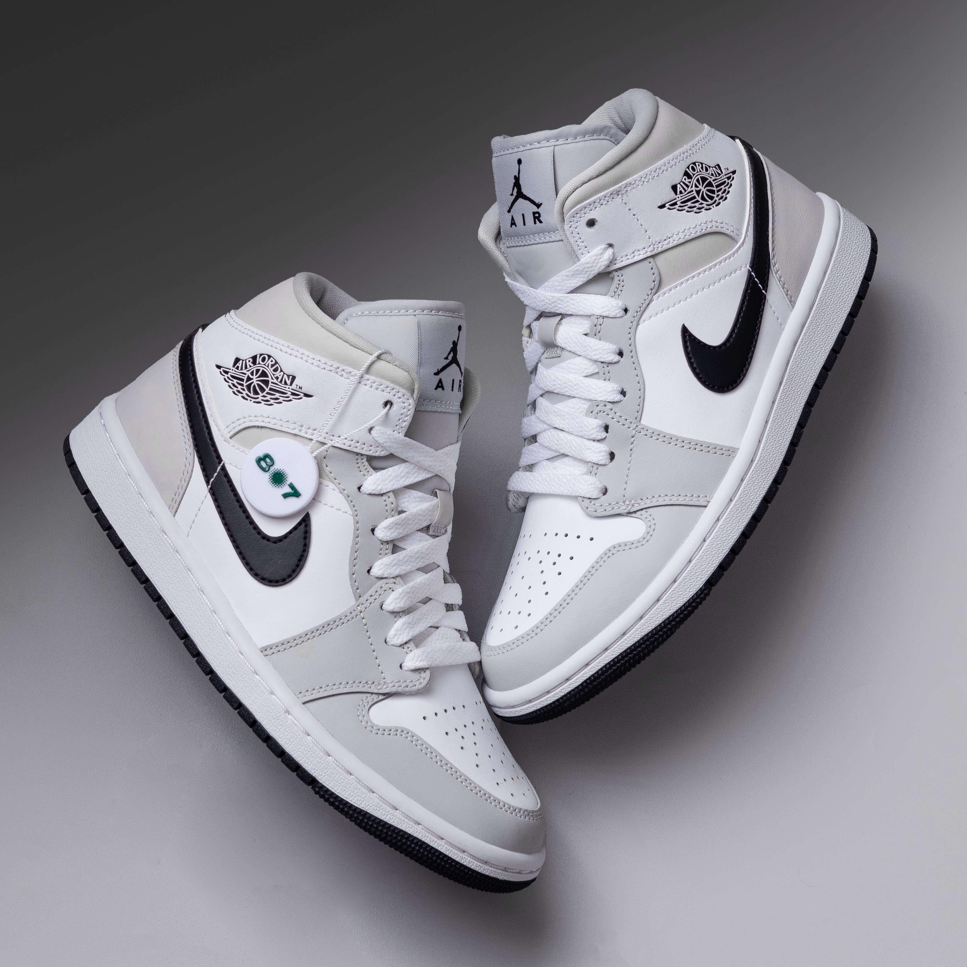 Air Jordan 1 Mid Light Grey