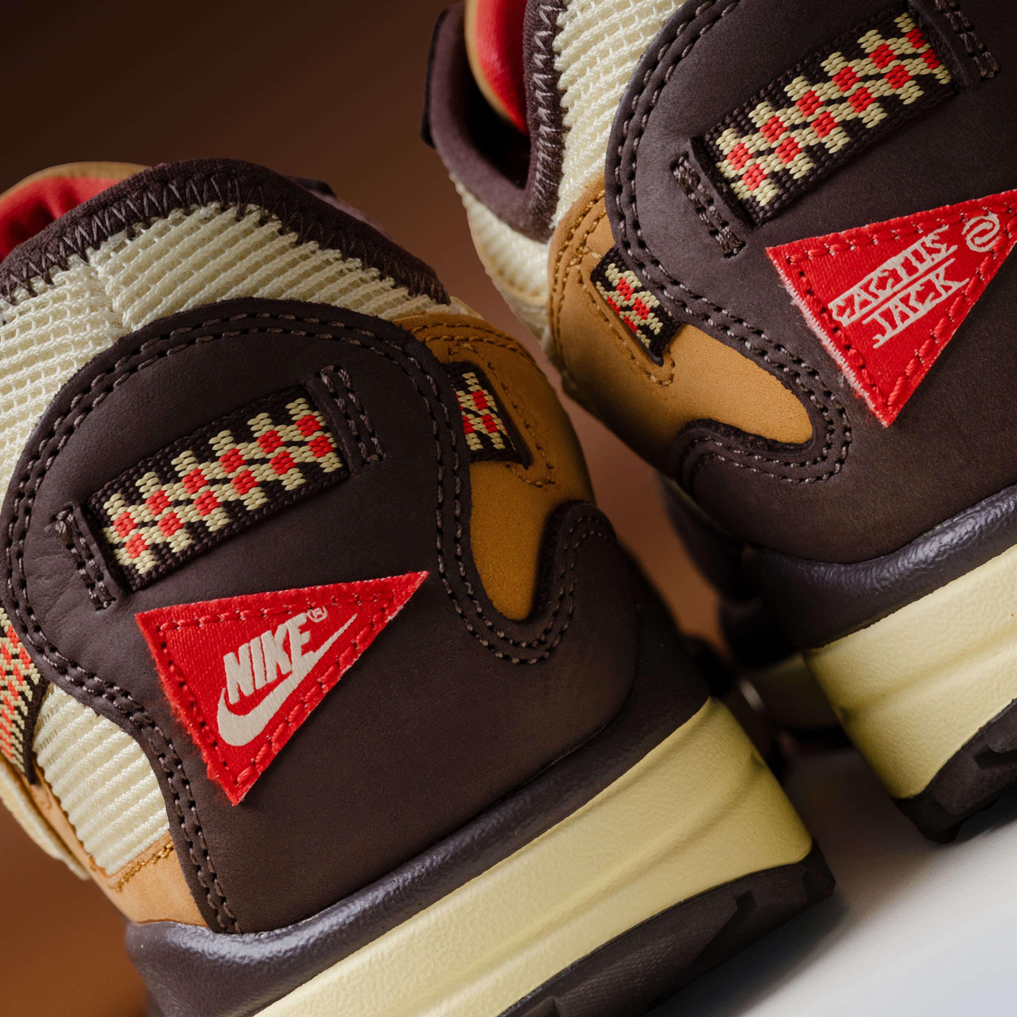 Air Max 1 Travis Scott Baroque Brown