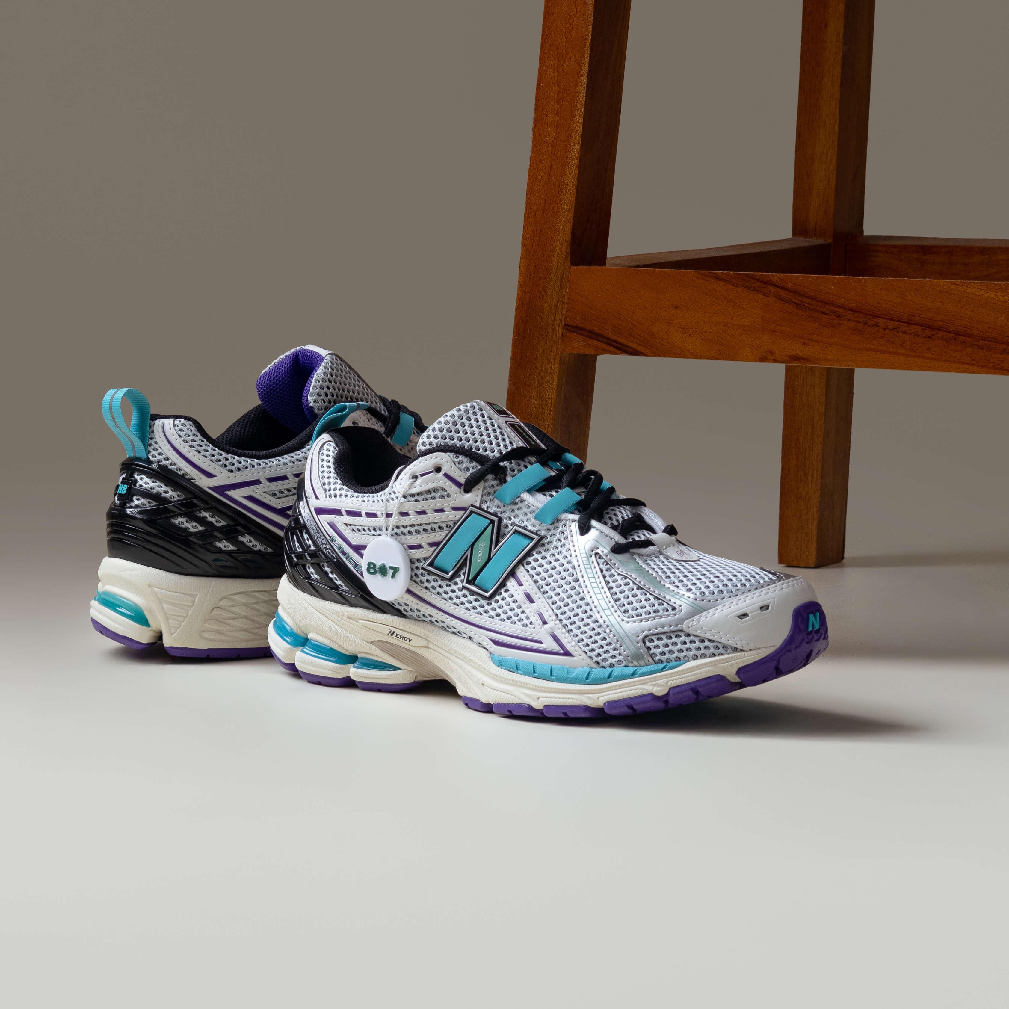 New Balance 1906R Charlotte Hornets