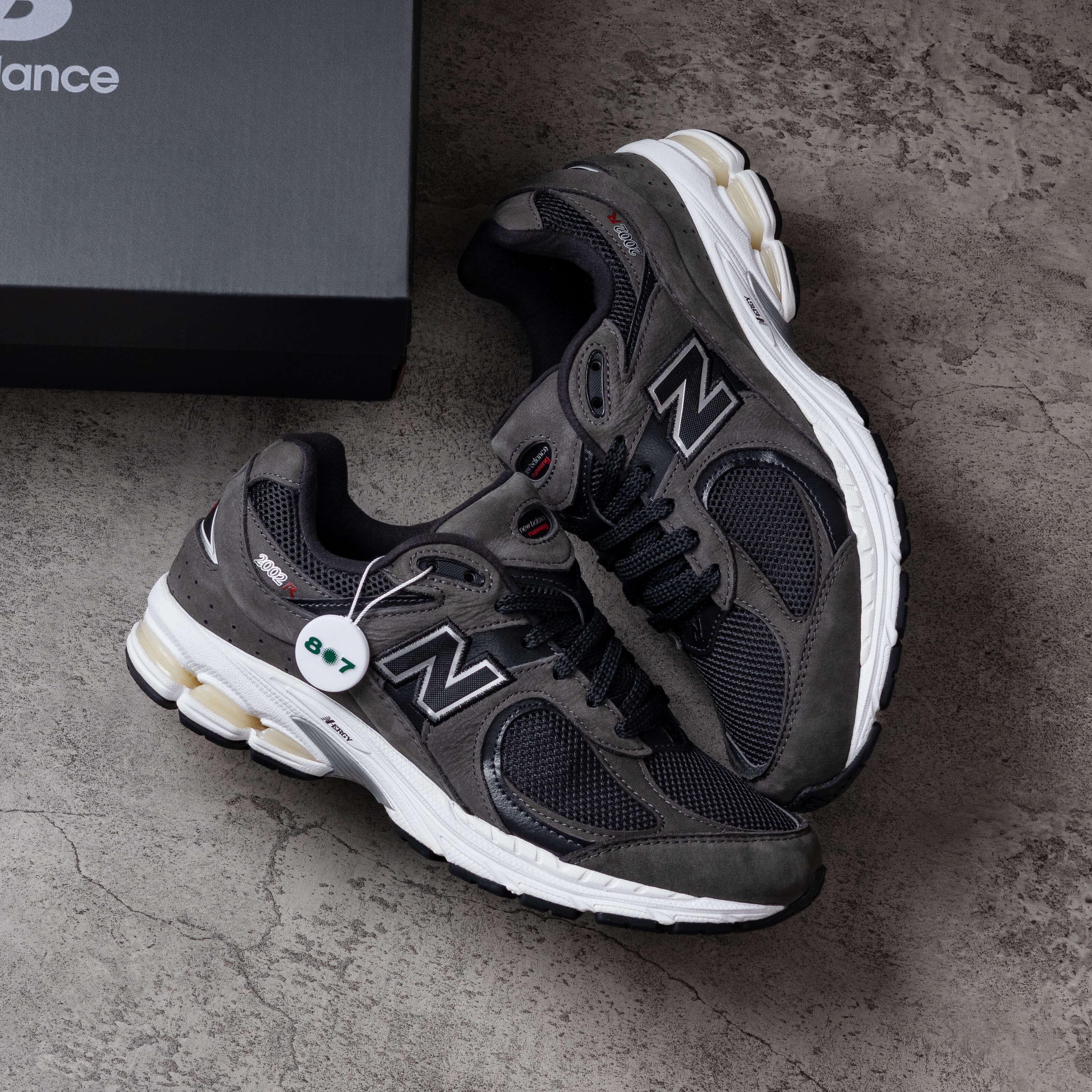 New Balance 2002R Black Grey
