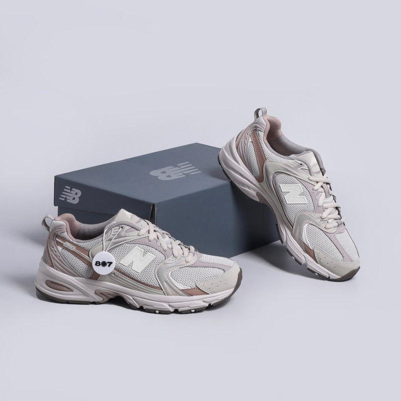 New Balance 530 Cream Beige