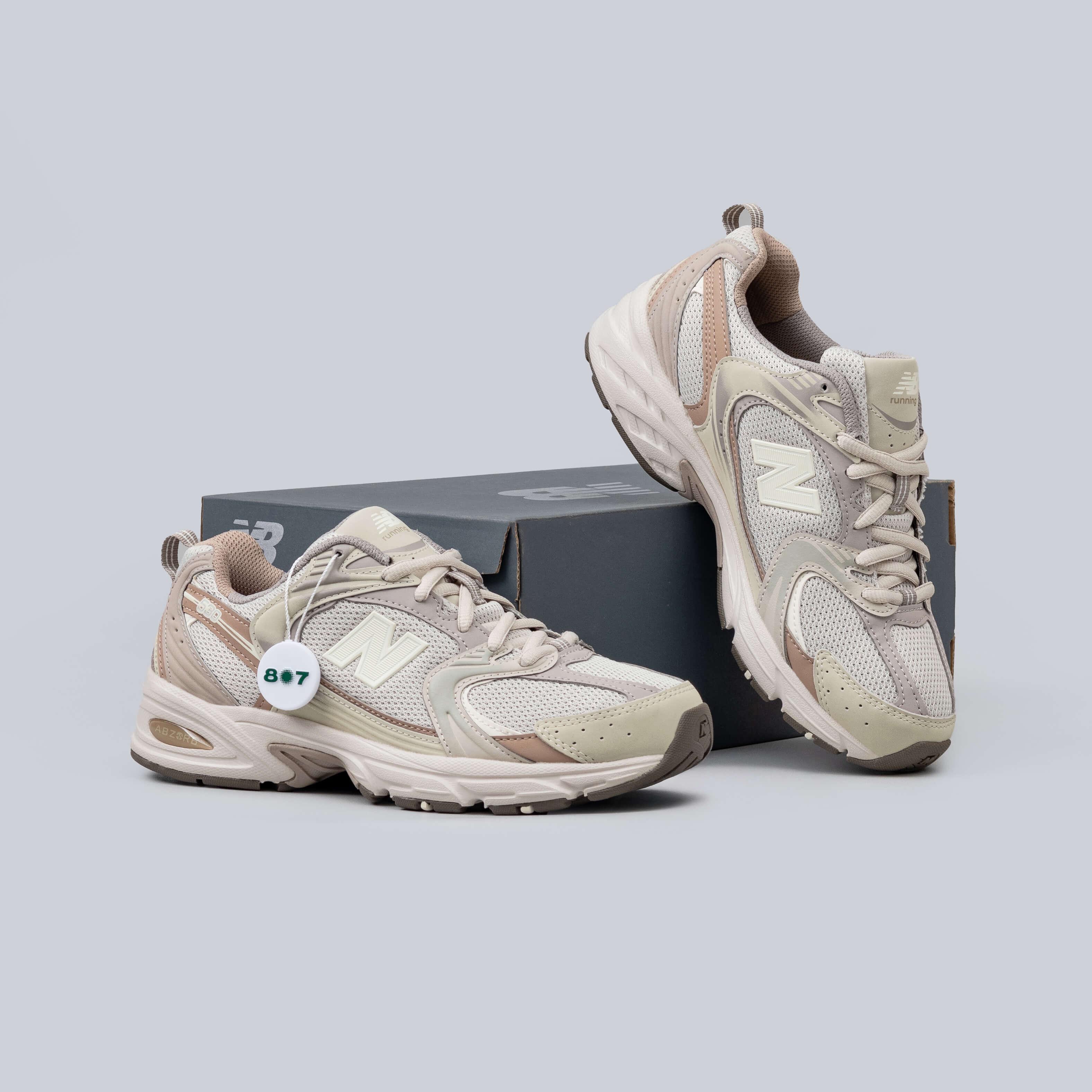 New Balance 530 Cream Beige