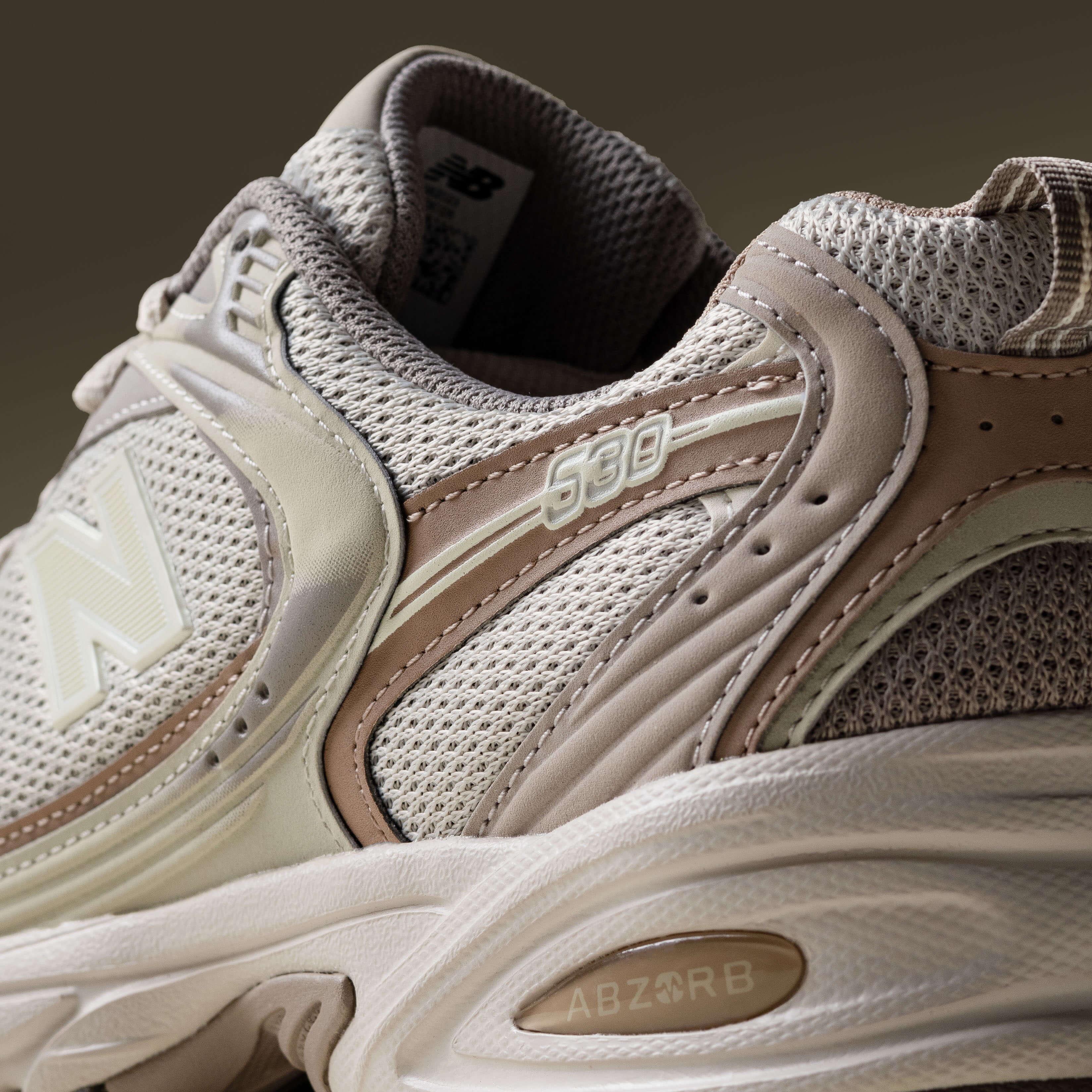 New Balance 530 Cream Beige