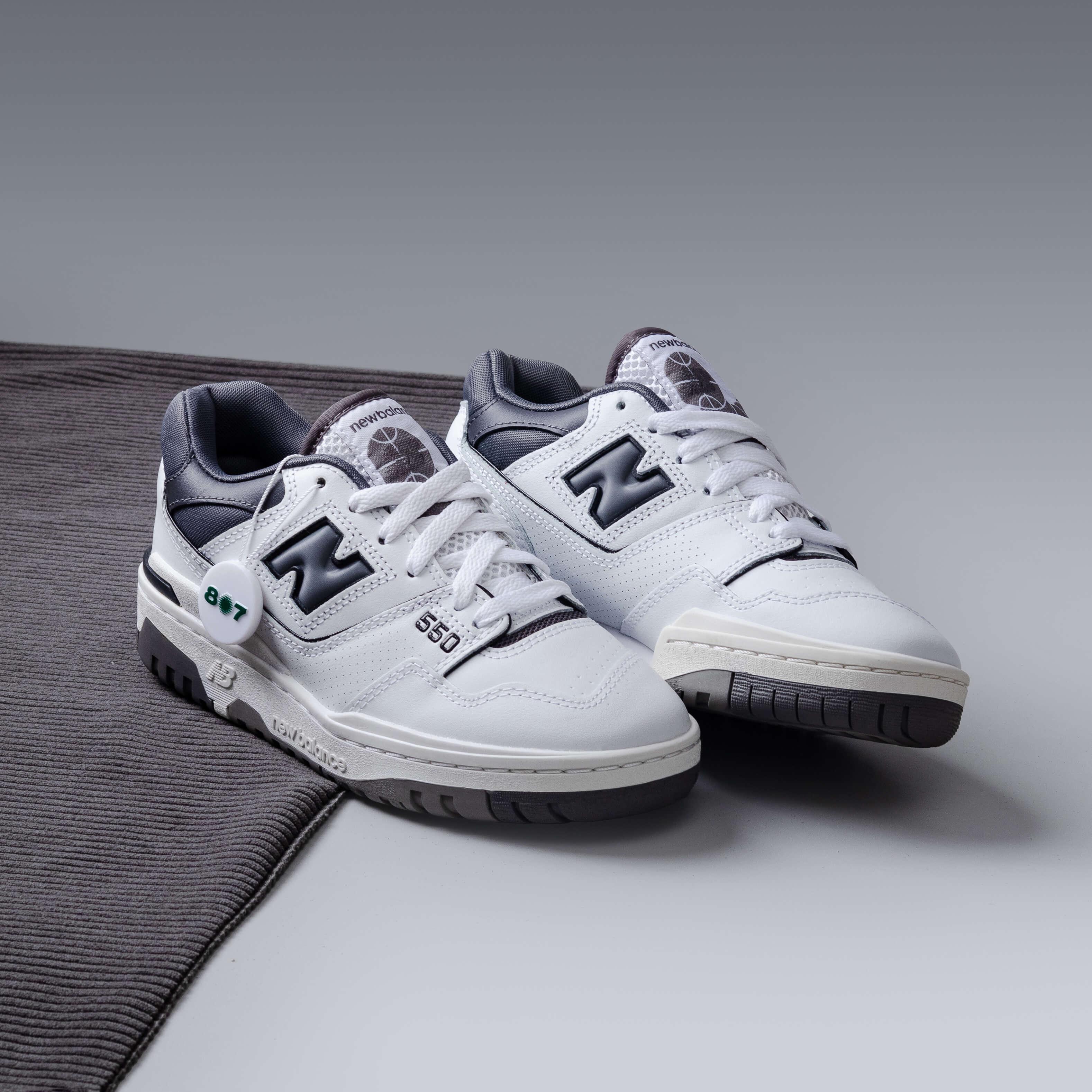 New Balance 550 White Grey Dark grey