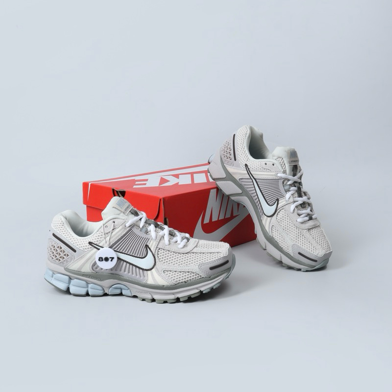 Nike Zoom Vomero 5 Light Orewood Brown