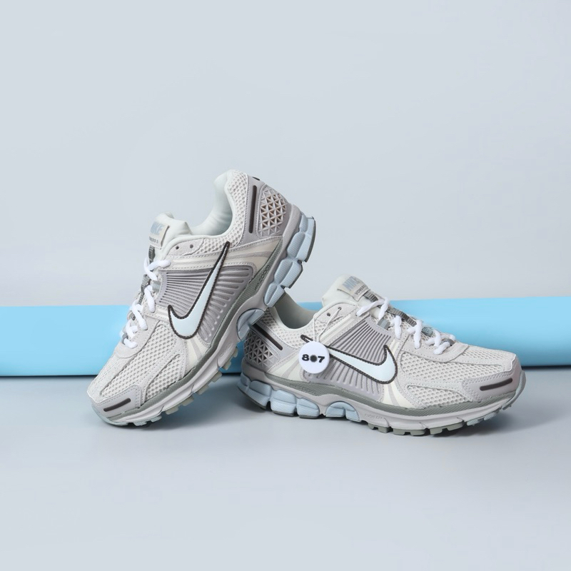 Nike Zoom Vomero 5 Light Orewood Brown