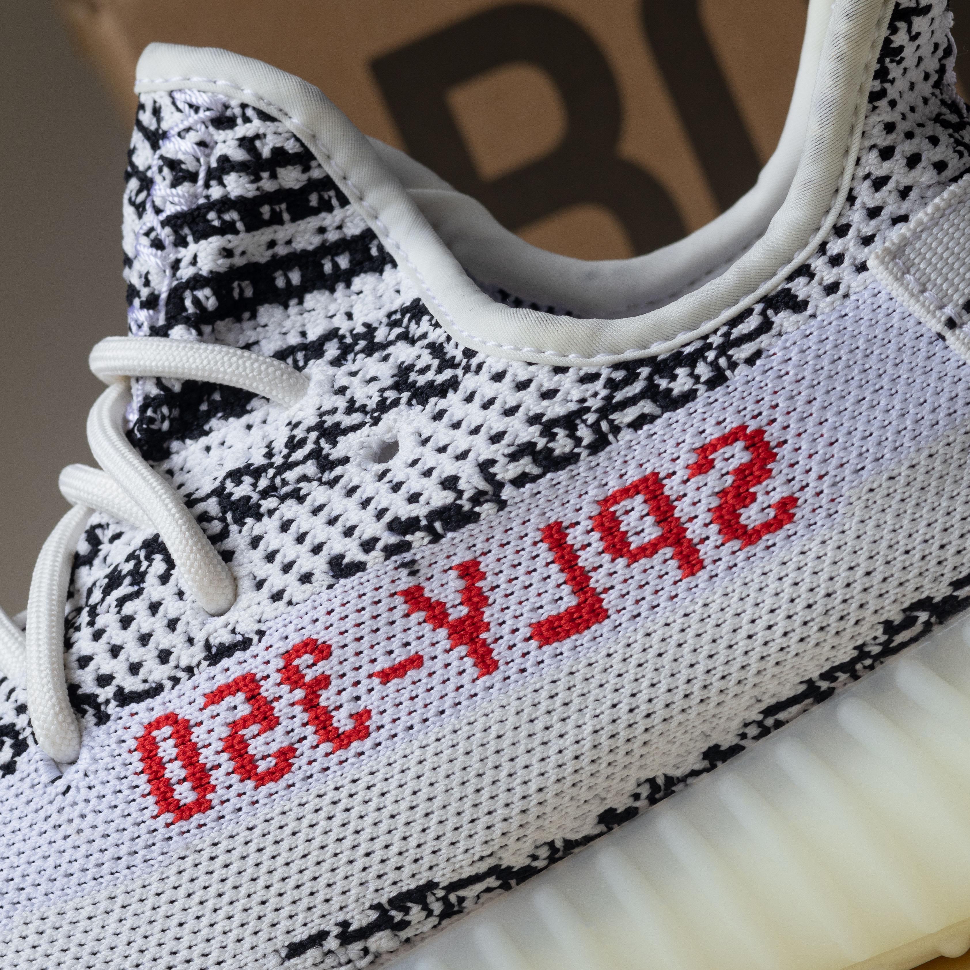 Yeezy Boost 350 V2 Zebra