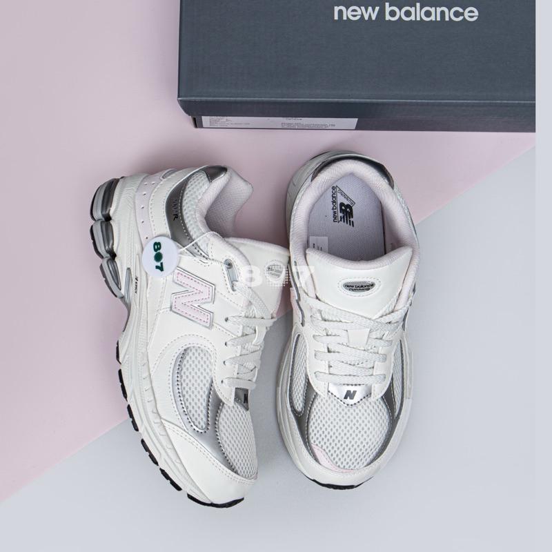 New Balance 2002R Sea Salt White GS Women