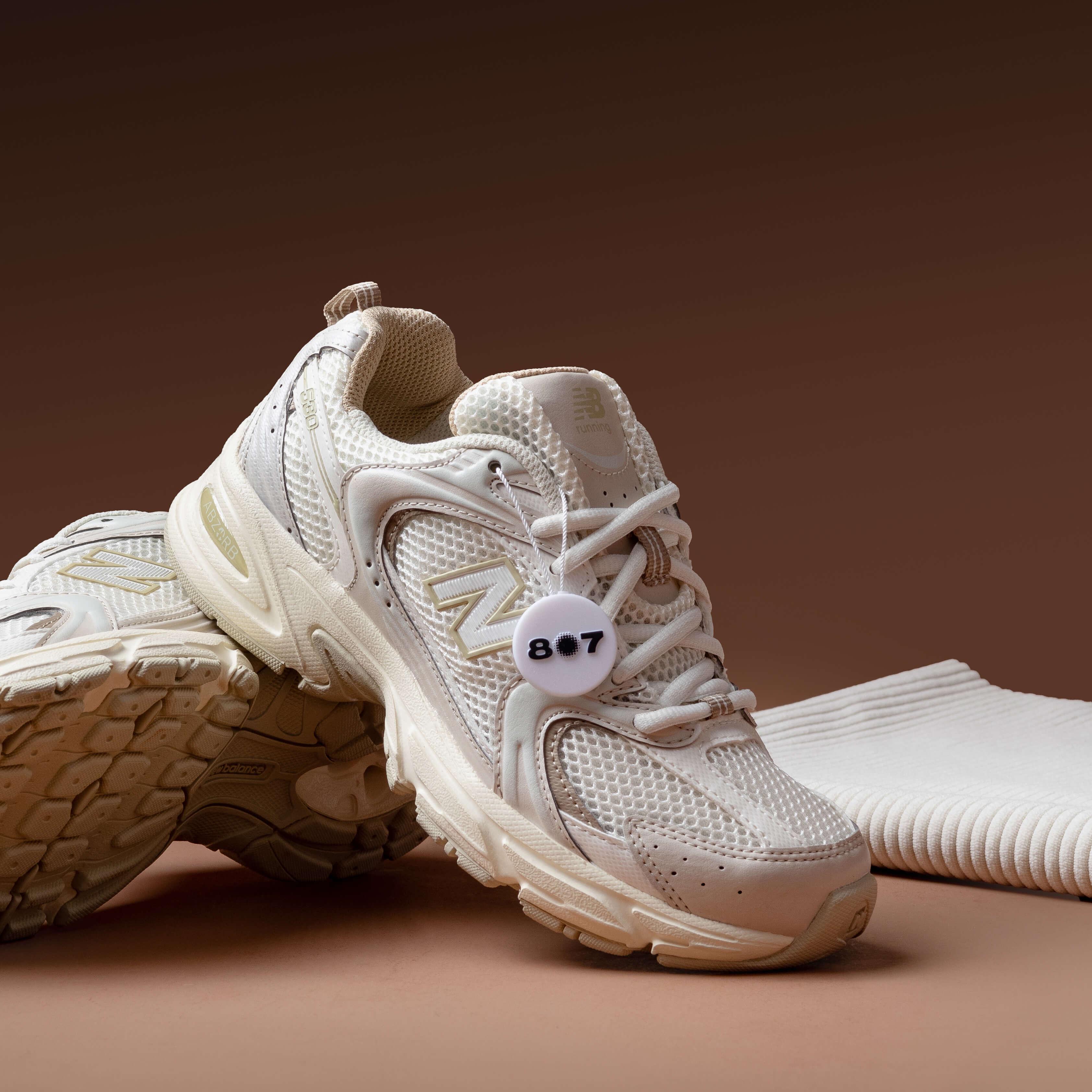 New Balance 530 Beige Angora