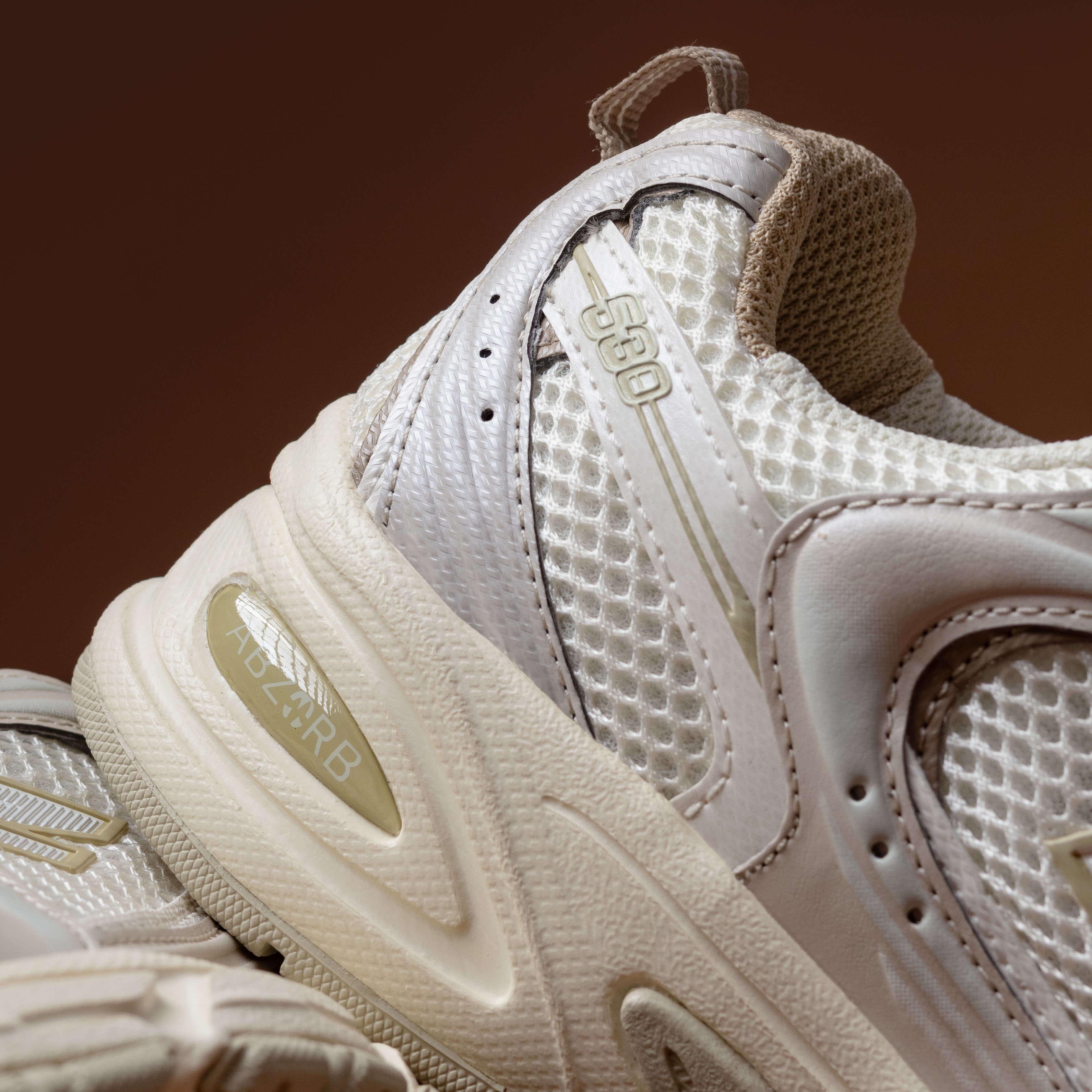 New Balance 530 Beige Angora