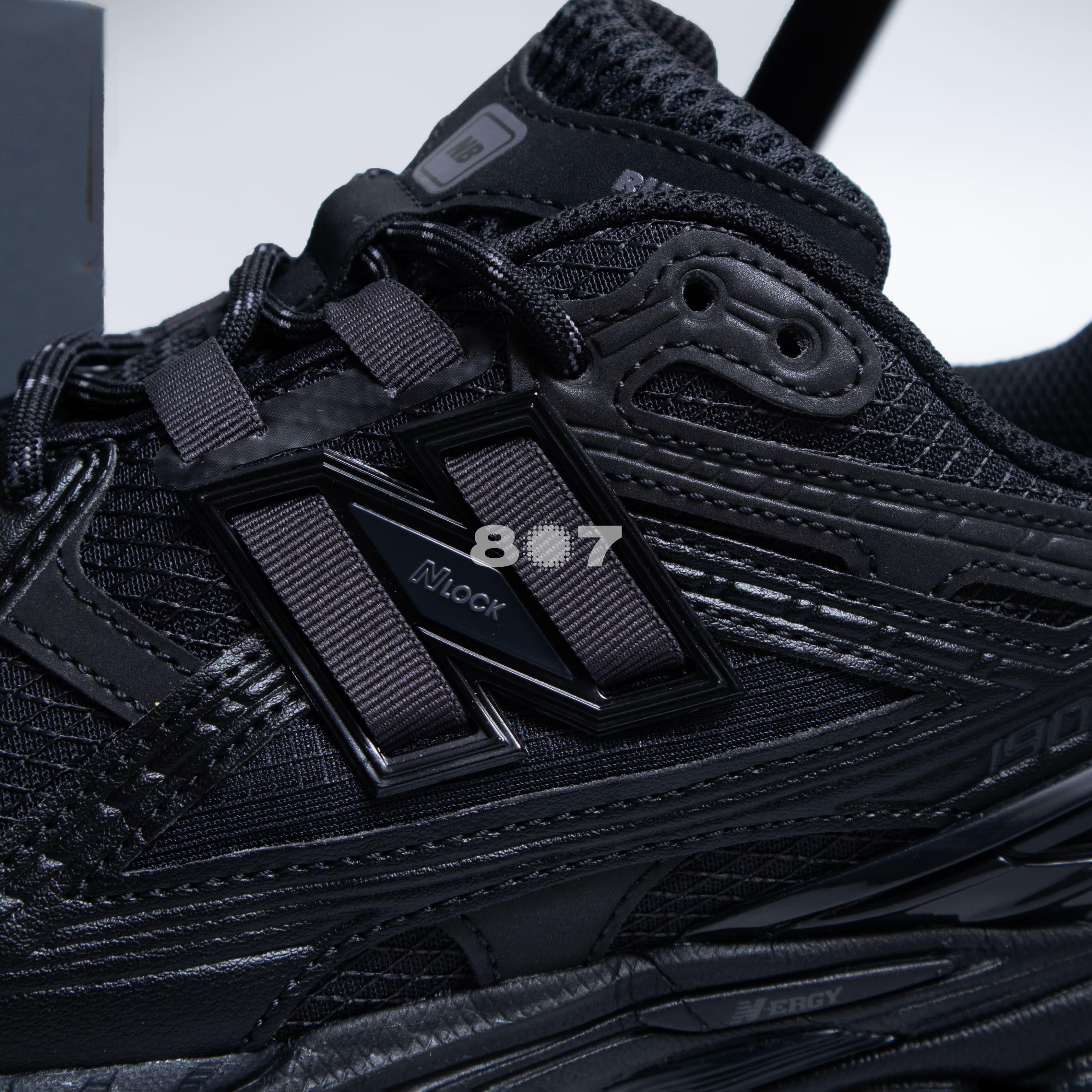 New Balance 1906U Triple Black