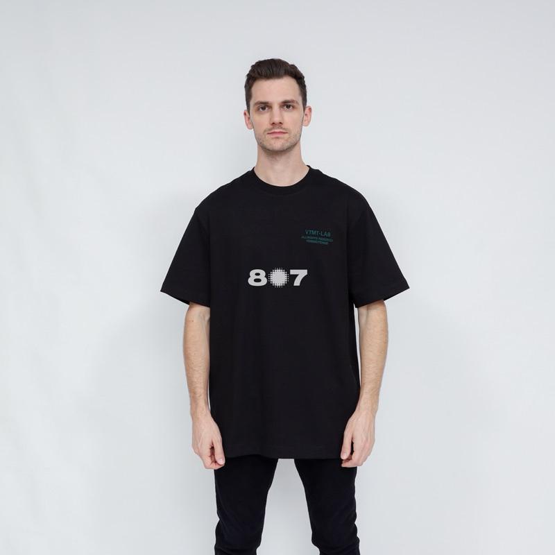 VTMT Tuft Lab Embroidery Black Tee