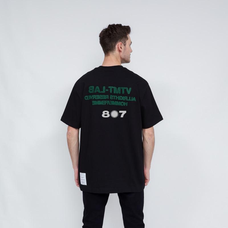 VTMT Tuft Lab Embroidery Black Tee