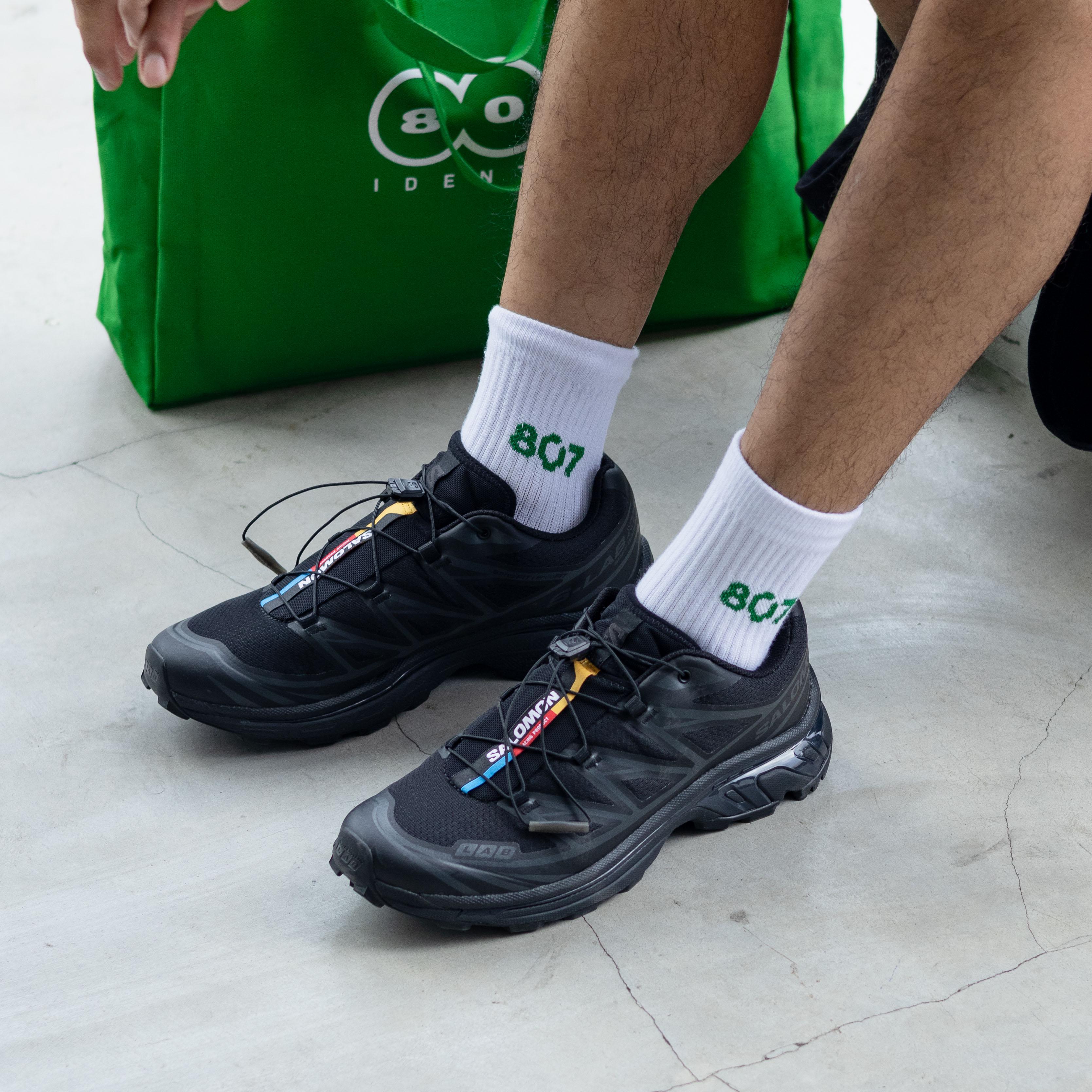 807 IDENTITY Quarter Length Socks White Green