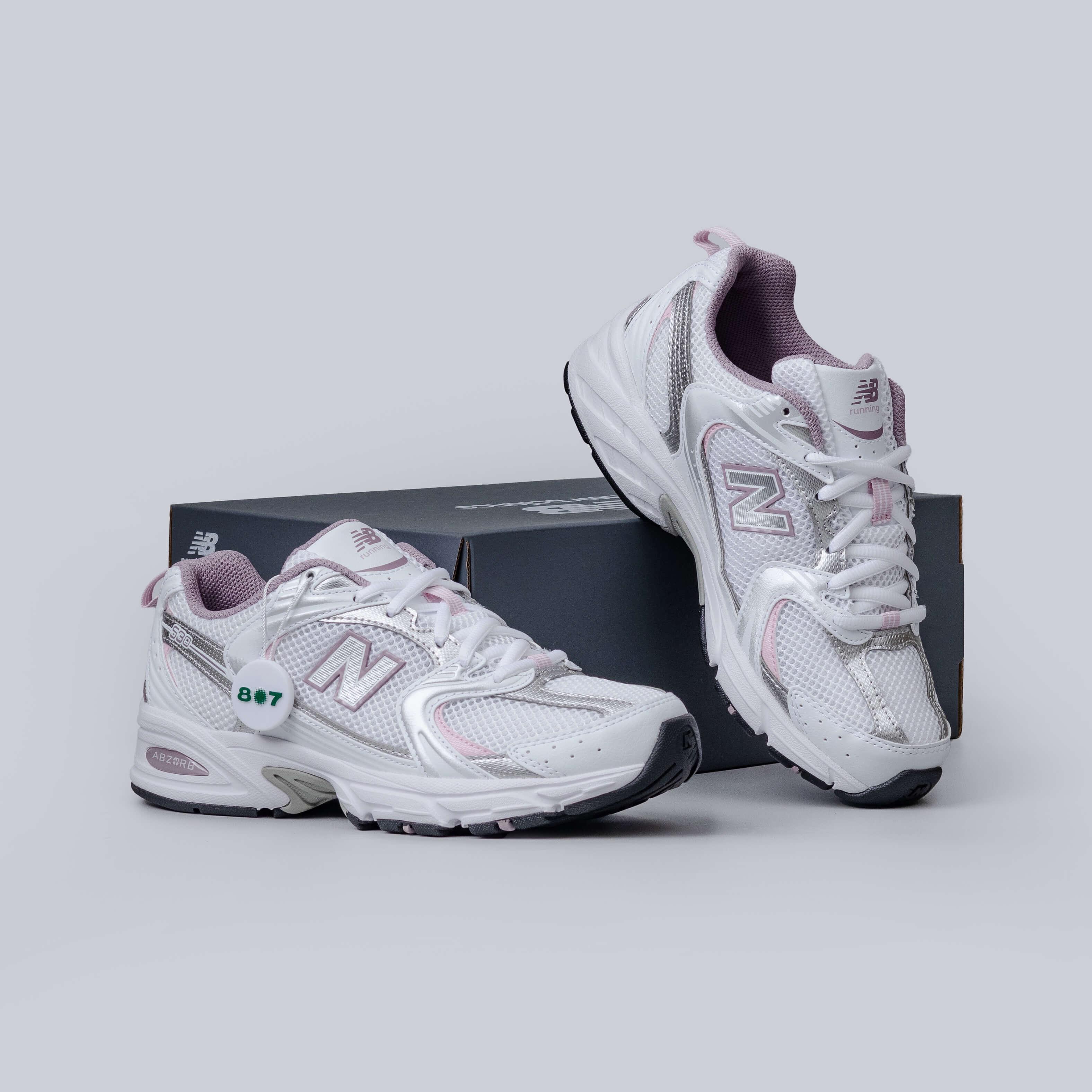 New Balance 530 Ice Wine White Pink