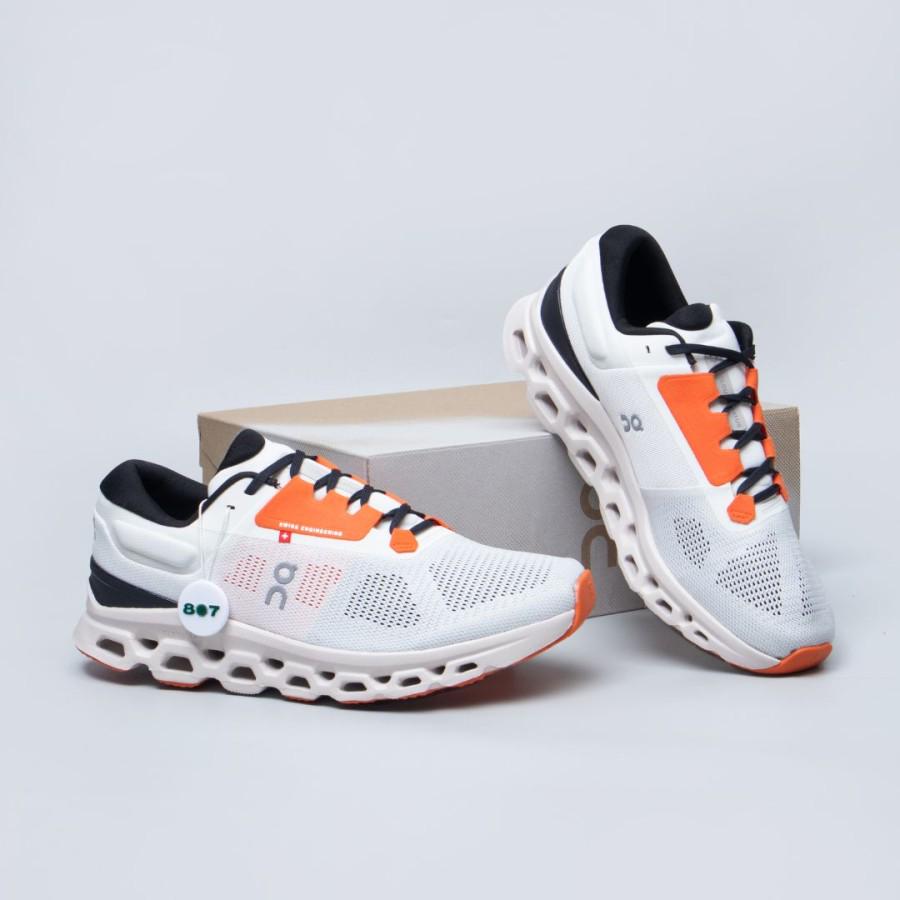 ON Cloudstratus 3 White Orange 