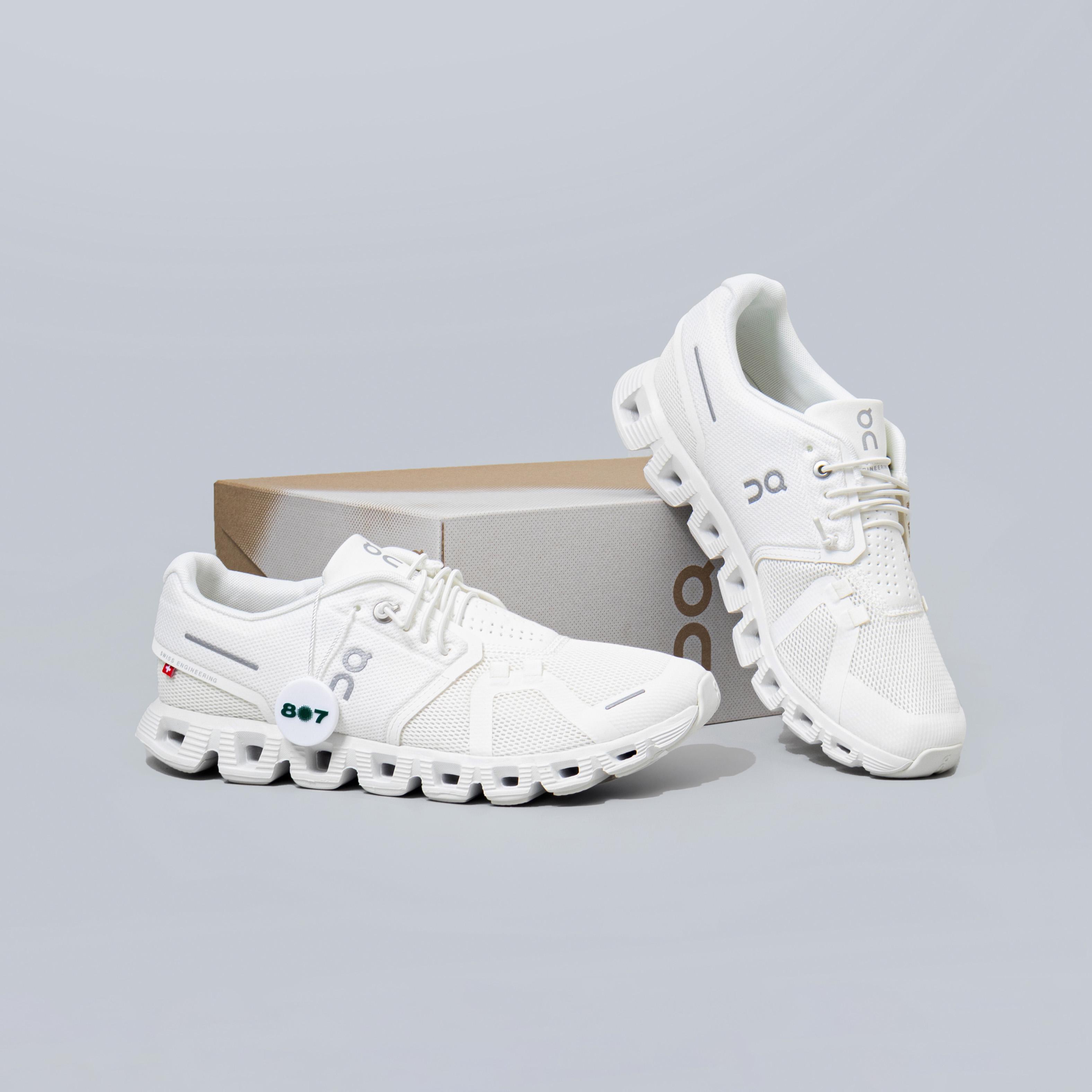 ON Cloud 5 Triple All White