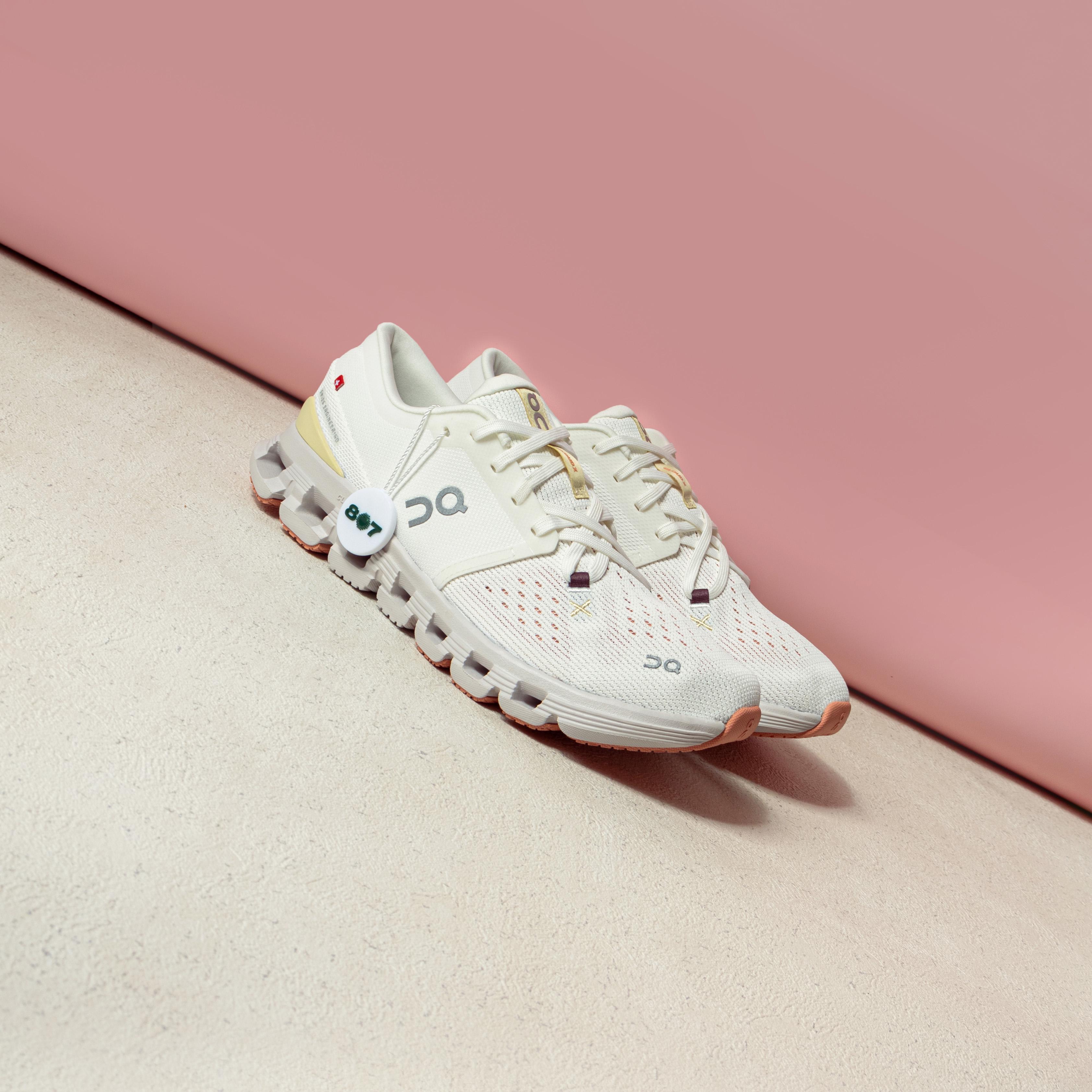 ON Cloud X 4 Ivory Sand White