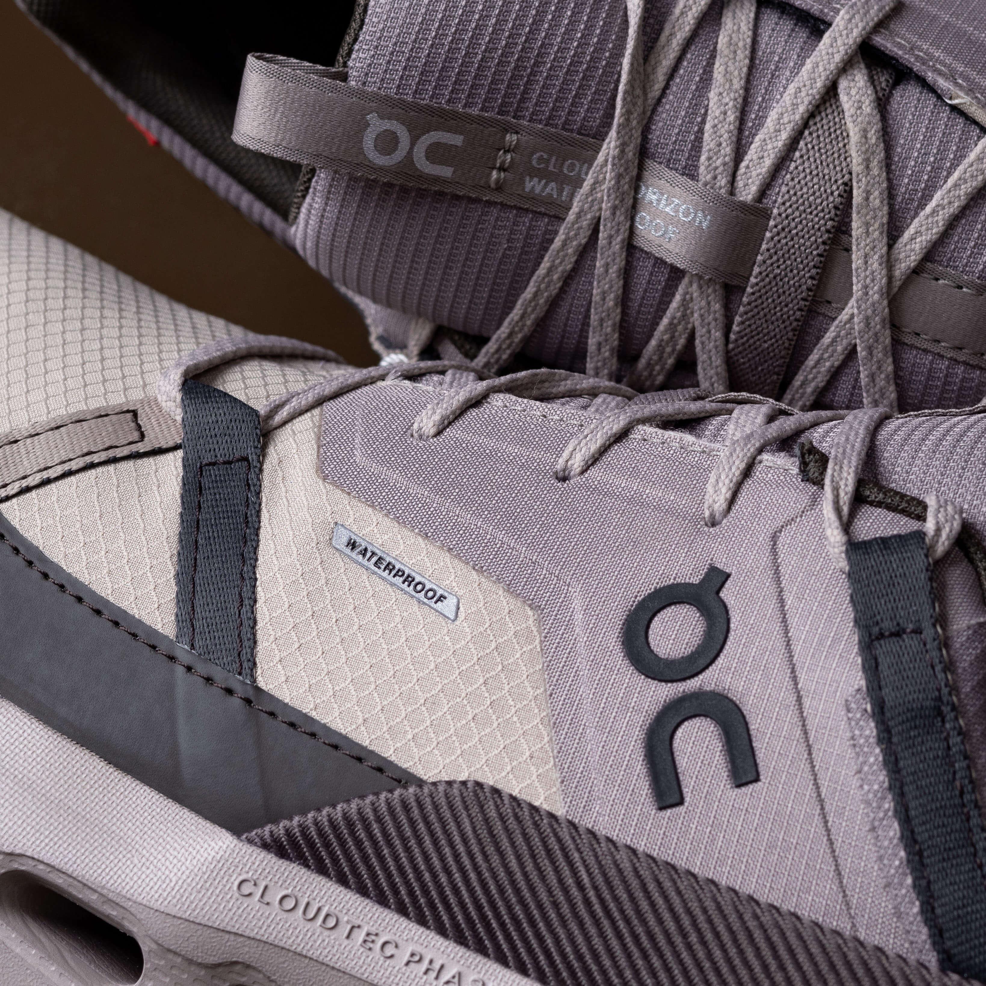 ON Cloudhorizon Waterproof Fog Thorn 