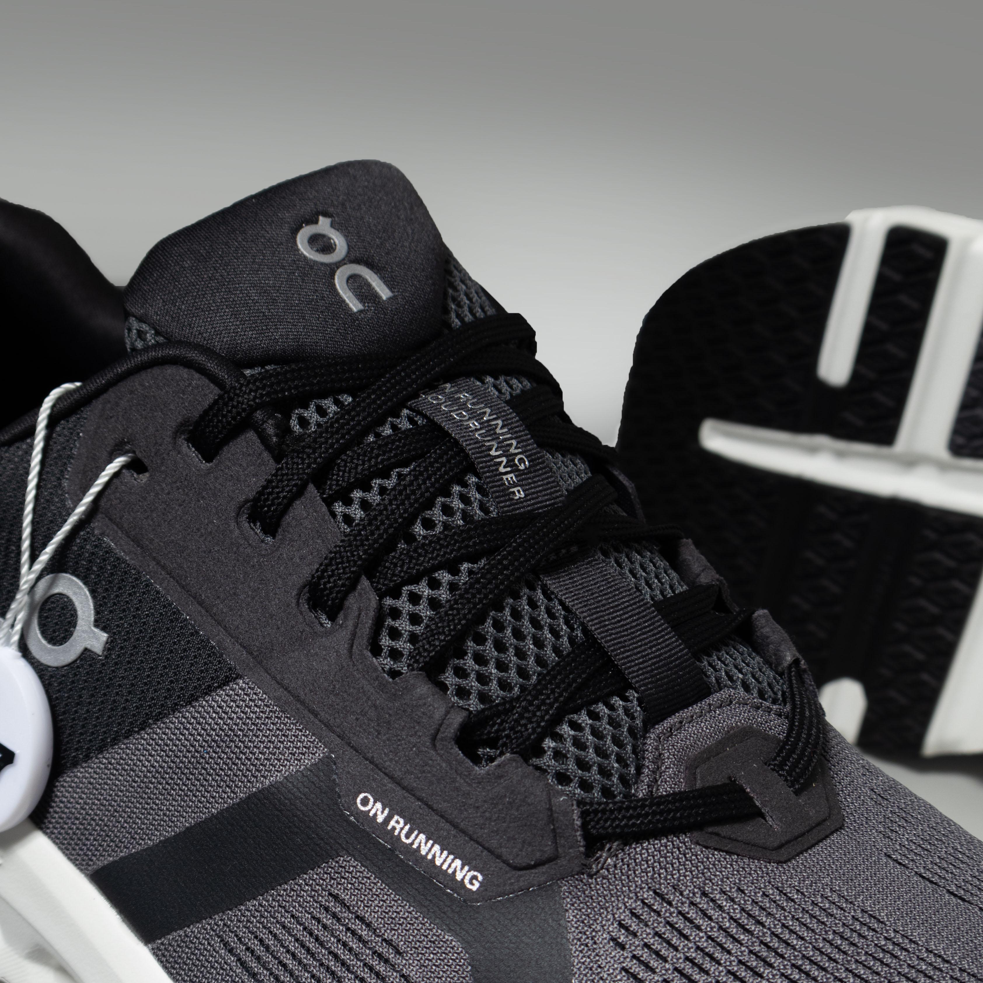 ON Cloudrunner 2 Eclipse Black 