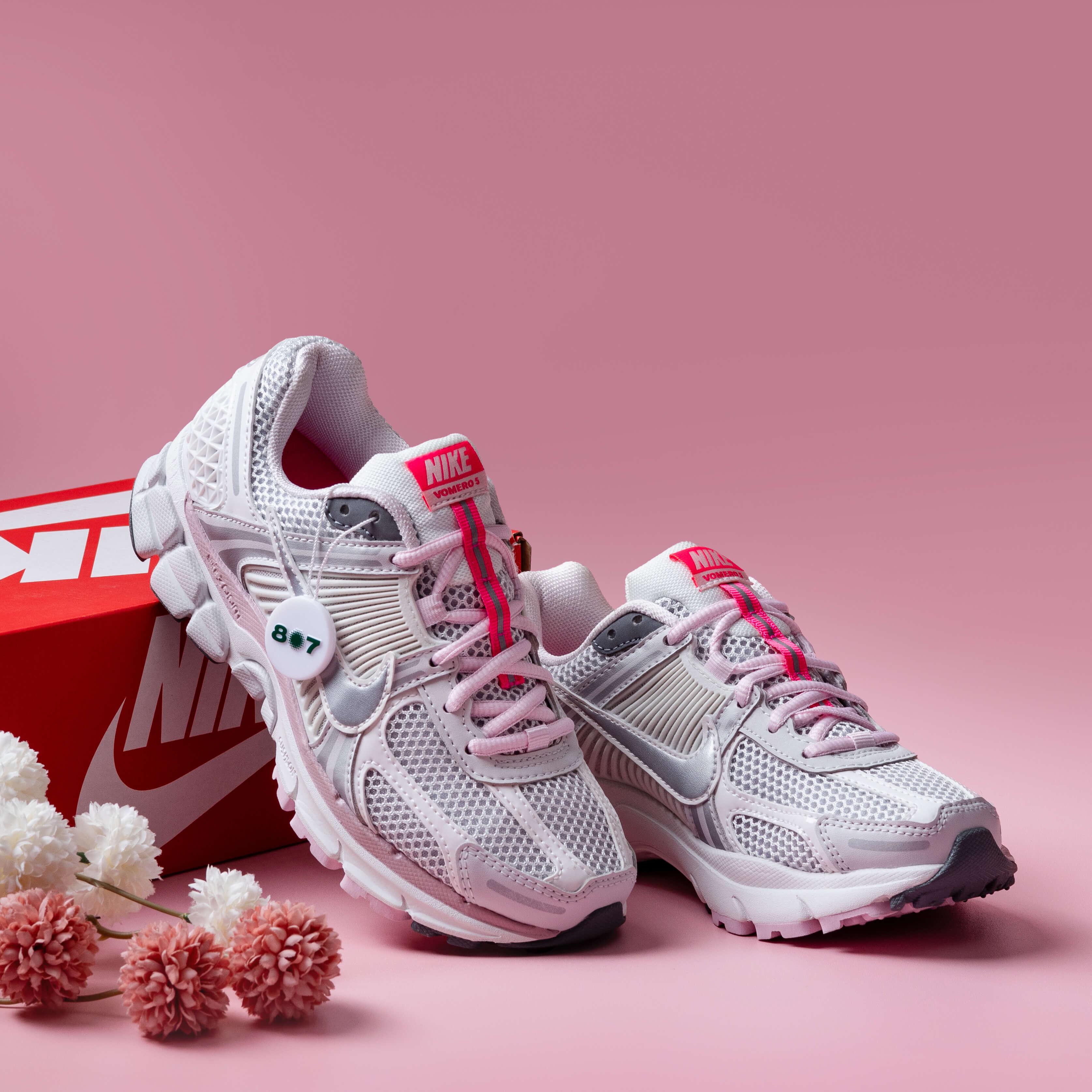 Nike Zoom Vomero 5 520 Pack White Pink