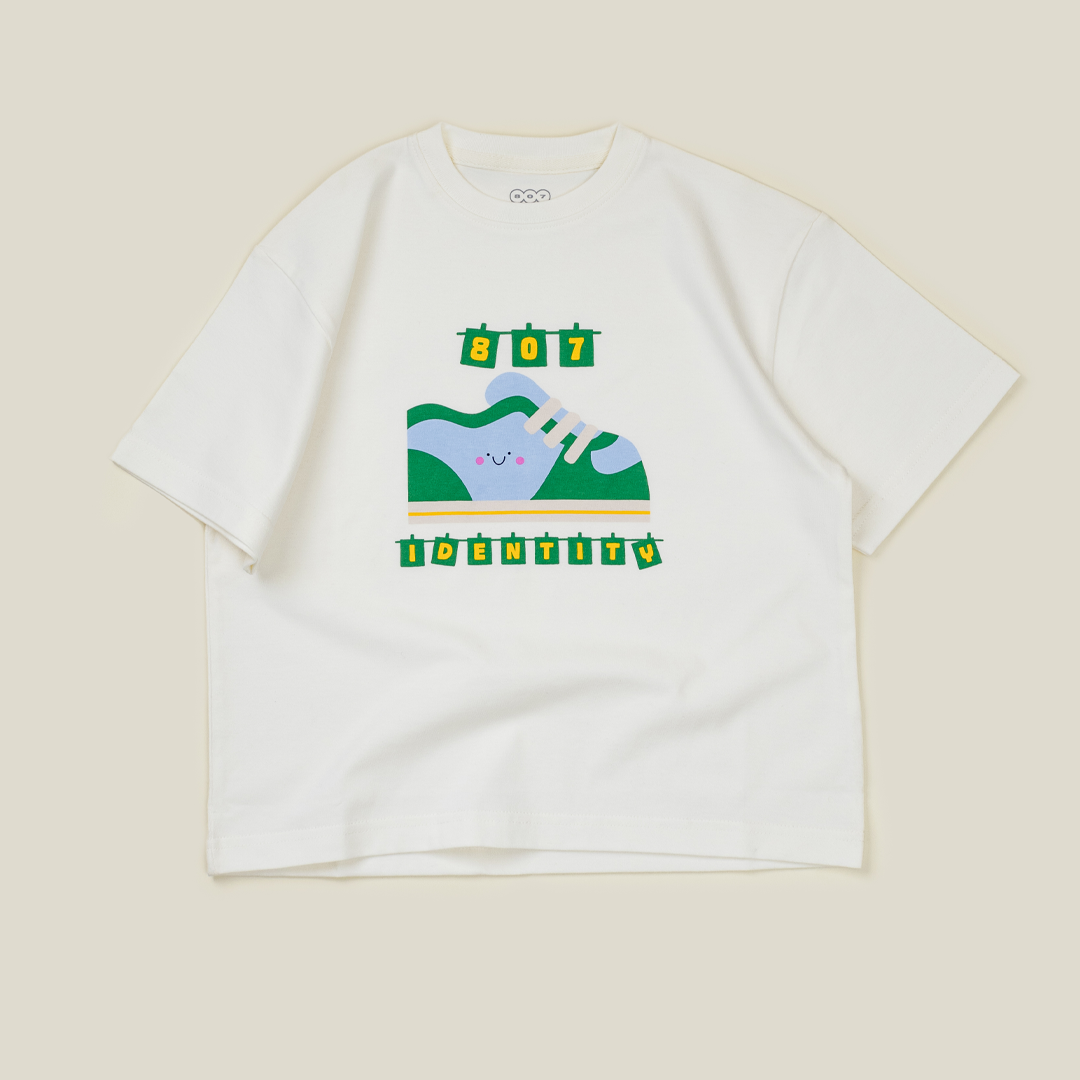 807 IDENTITY Kids Sneakers Flag Tee