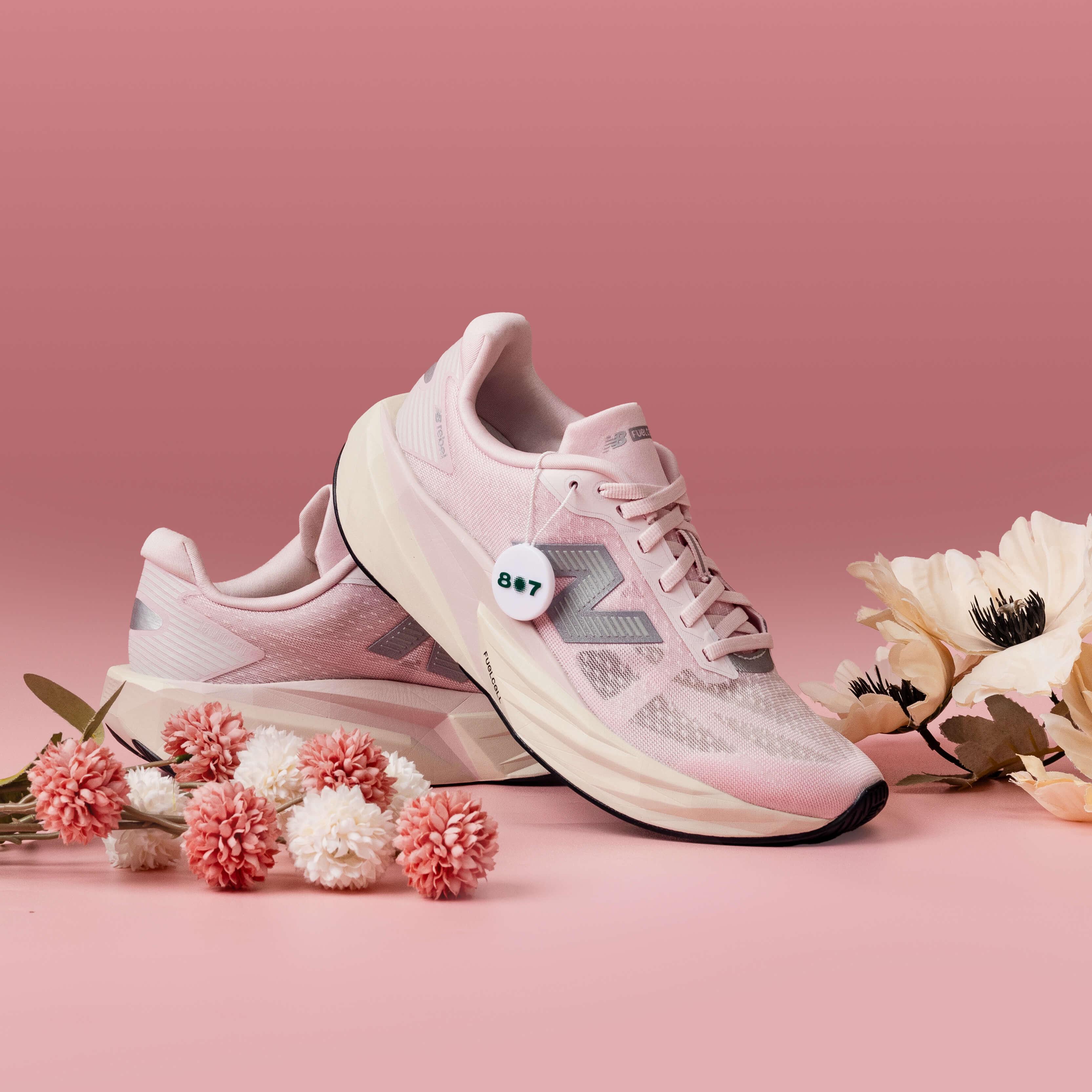 New Balance FuelCell Rebel V5 Pink Granite Silver