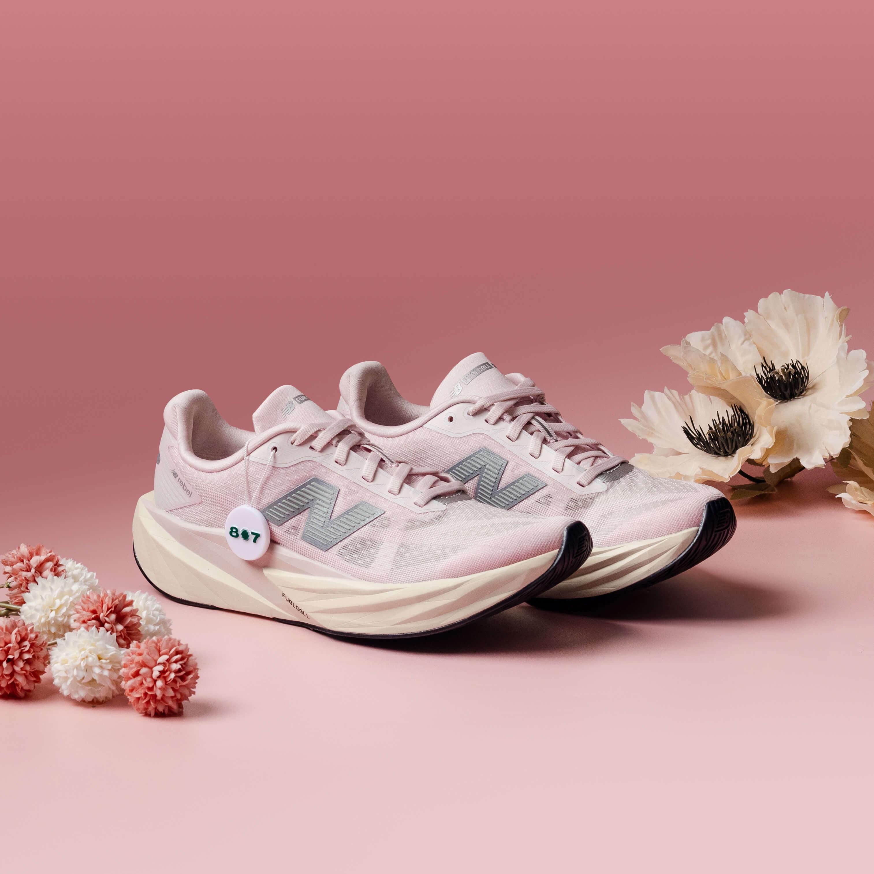 New Balance FuelCell Rebel V5 Pink Granite Silver