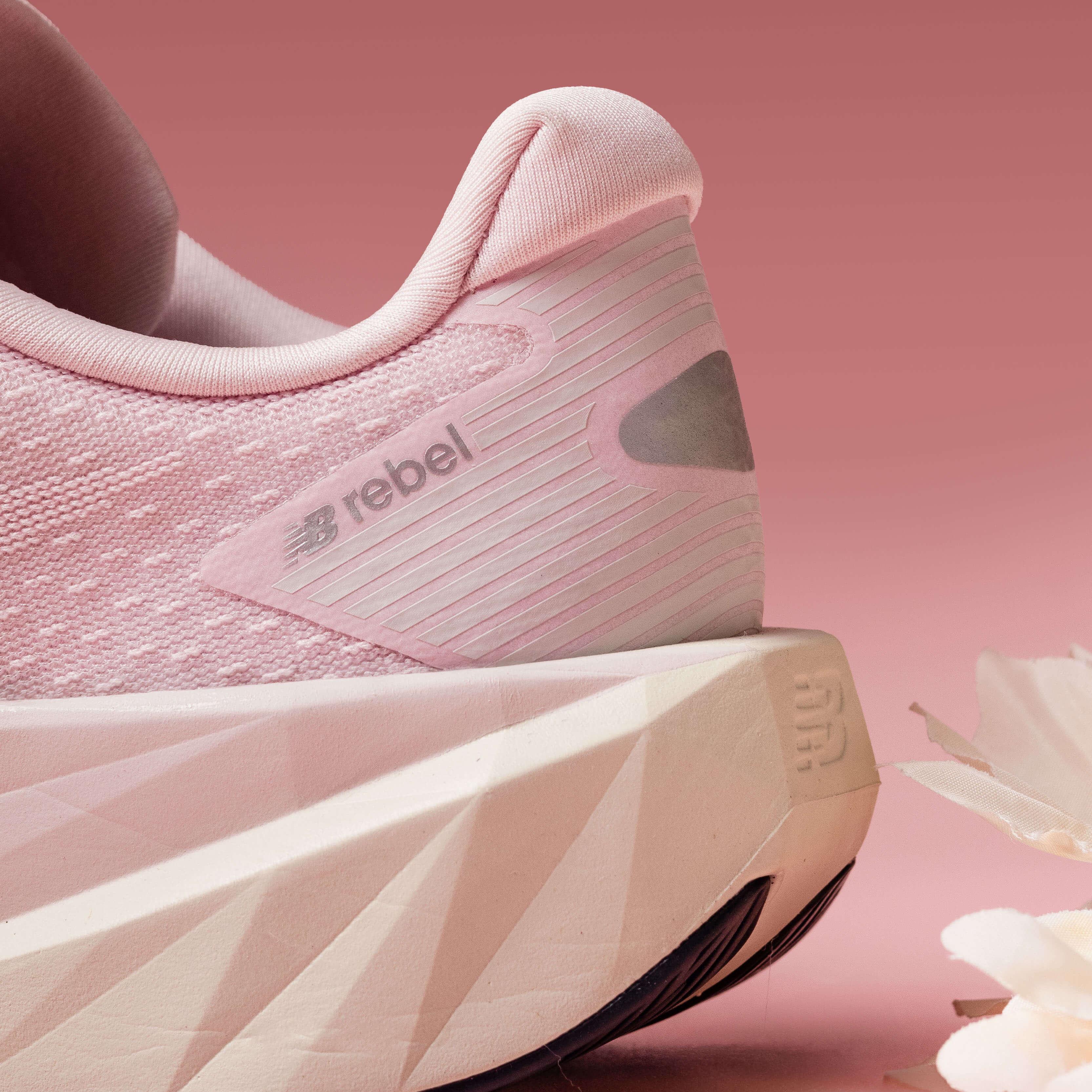 New Balance FuelCell Rebel V5 Pink Granite Silver