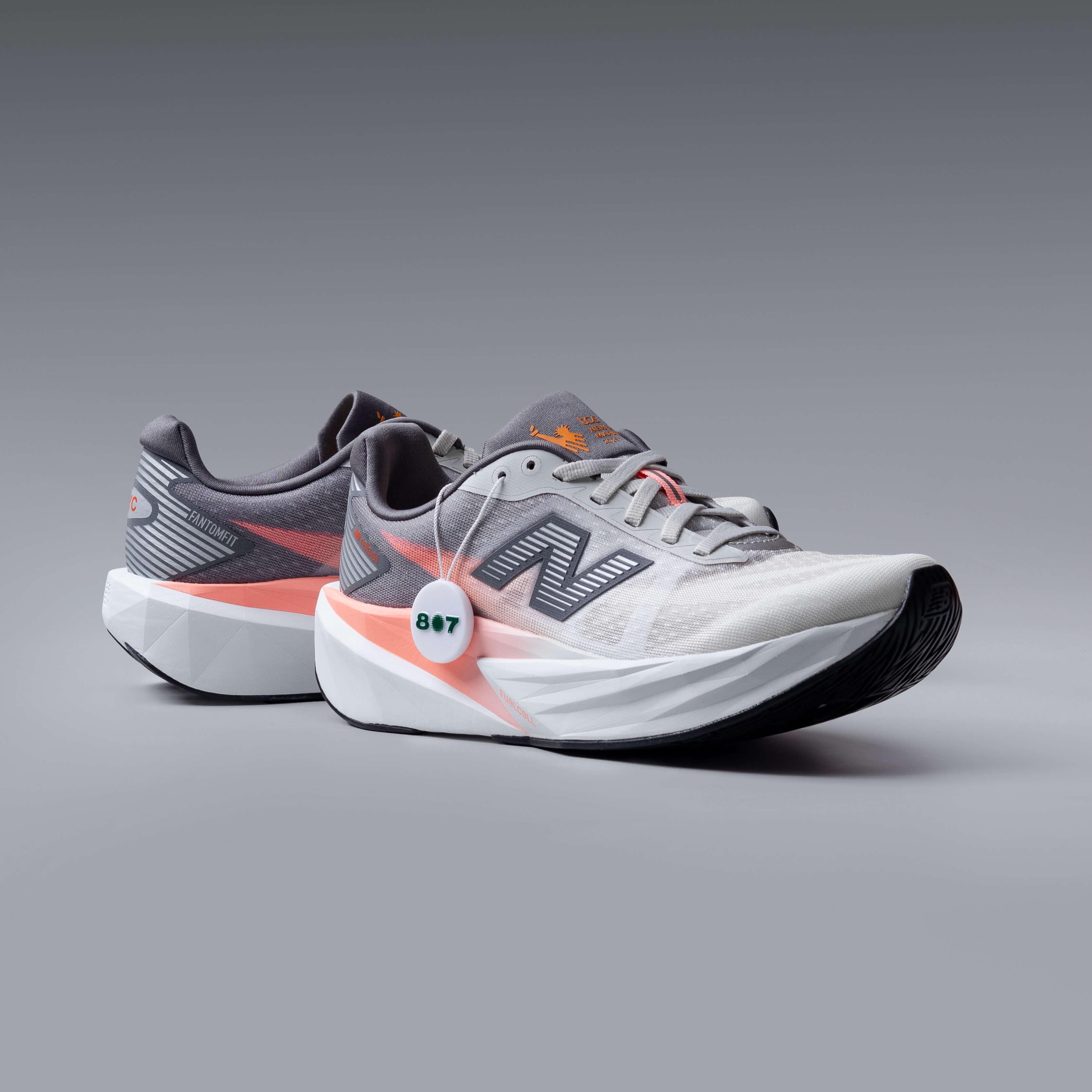 New Balance TCS NYC Marathon FuelCell Rebel V5 Grapefruit Grey